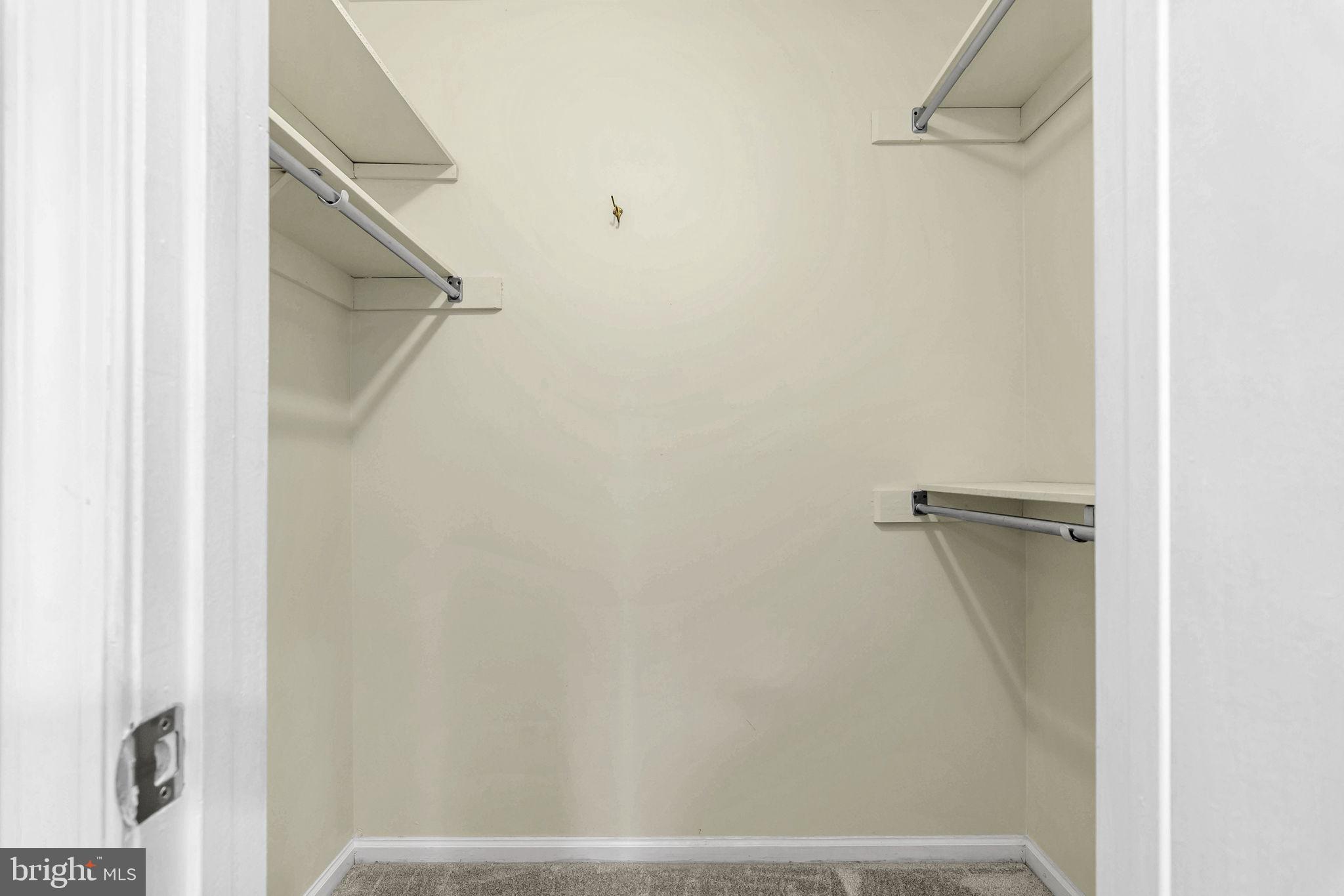 LANGLEY OAKS - Residential