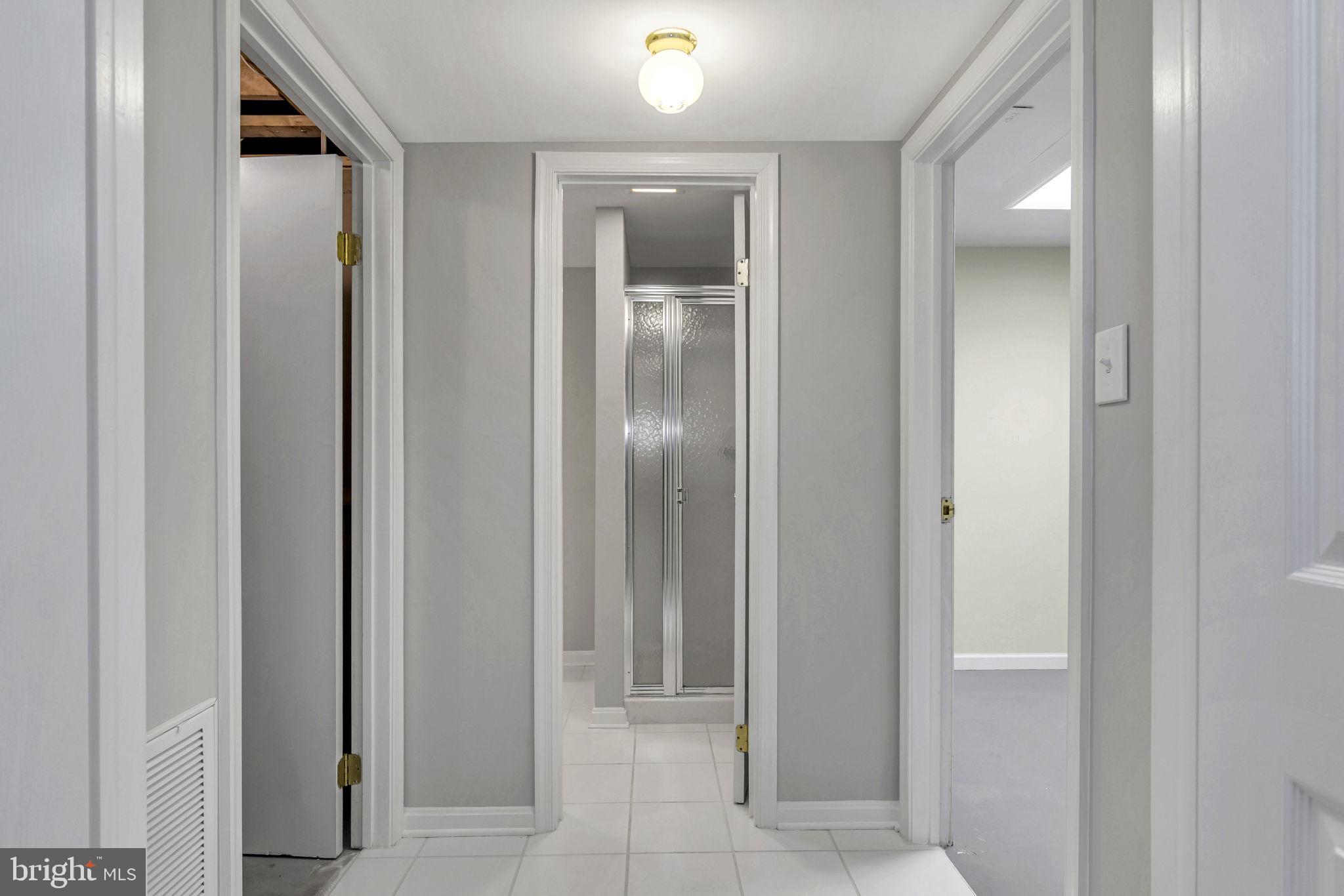 LANGLEY OAKS - Residential