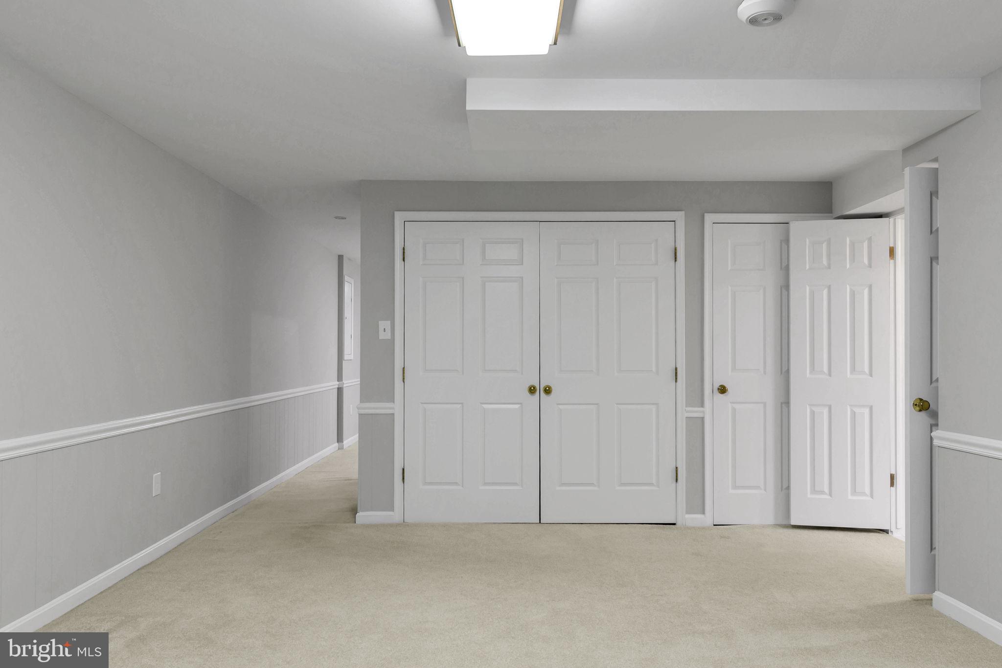 LANGLEY OAKS - Residential