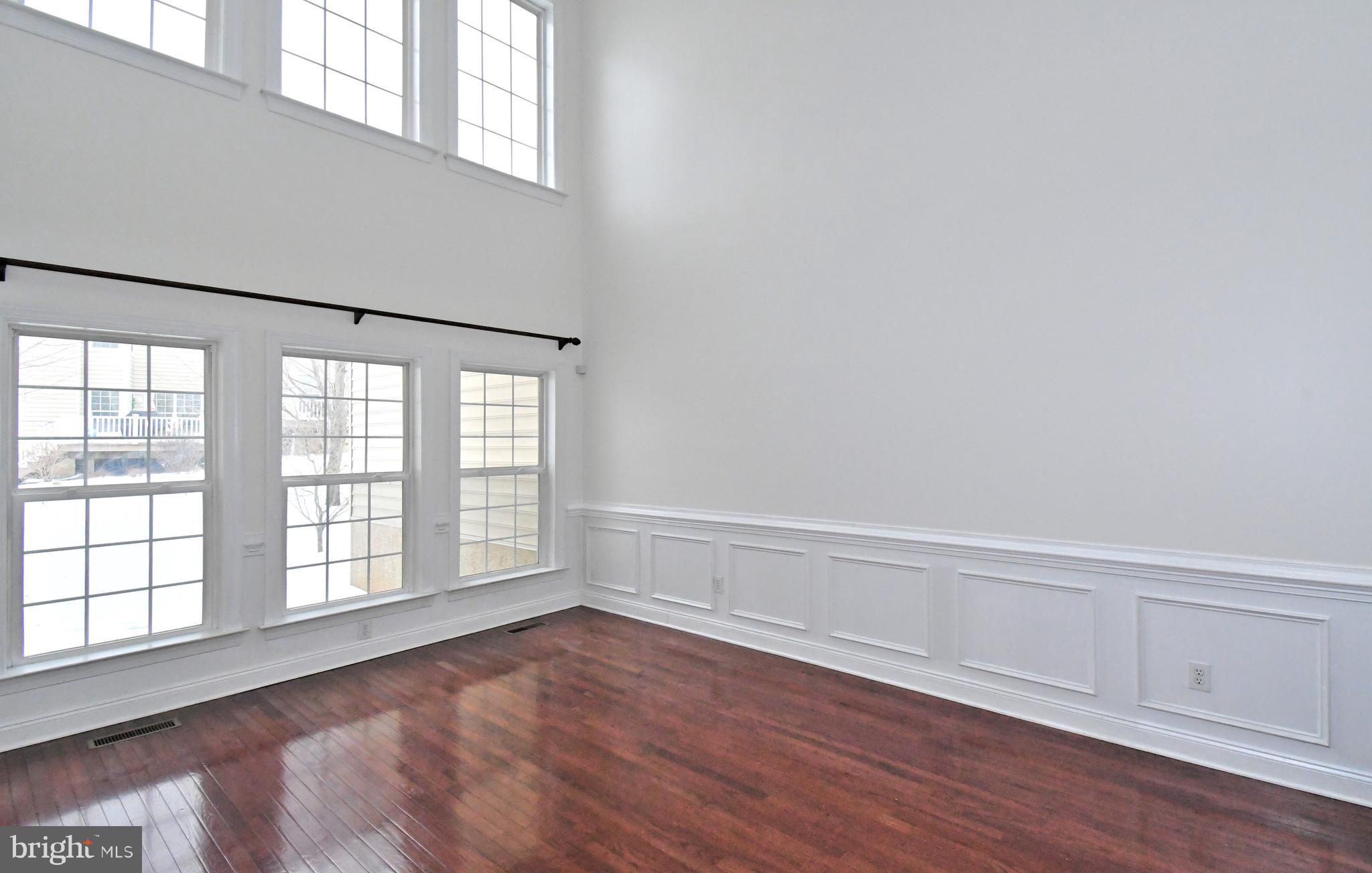 88 SAGEWOOD DRIVE 186