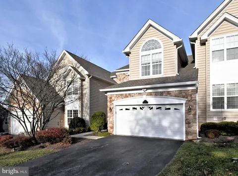 88 Sagewood Drive Unit 186, Malvern, PA MLS: PACT2114310