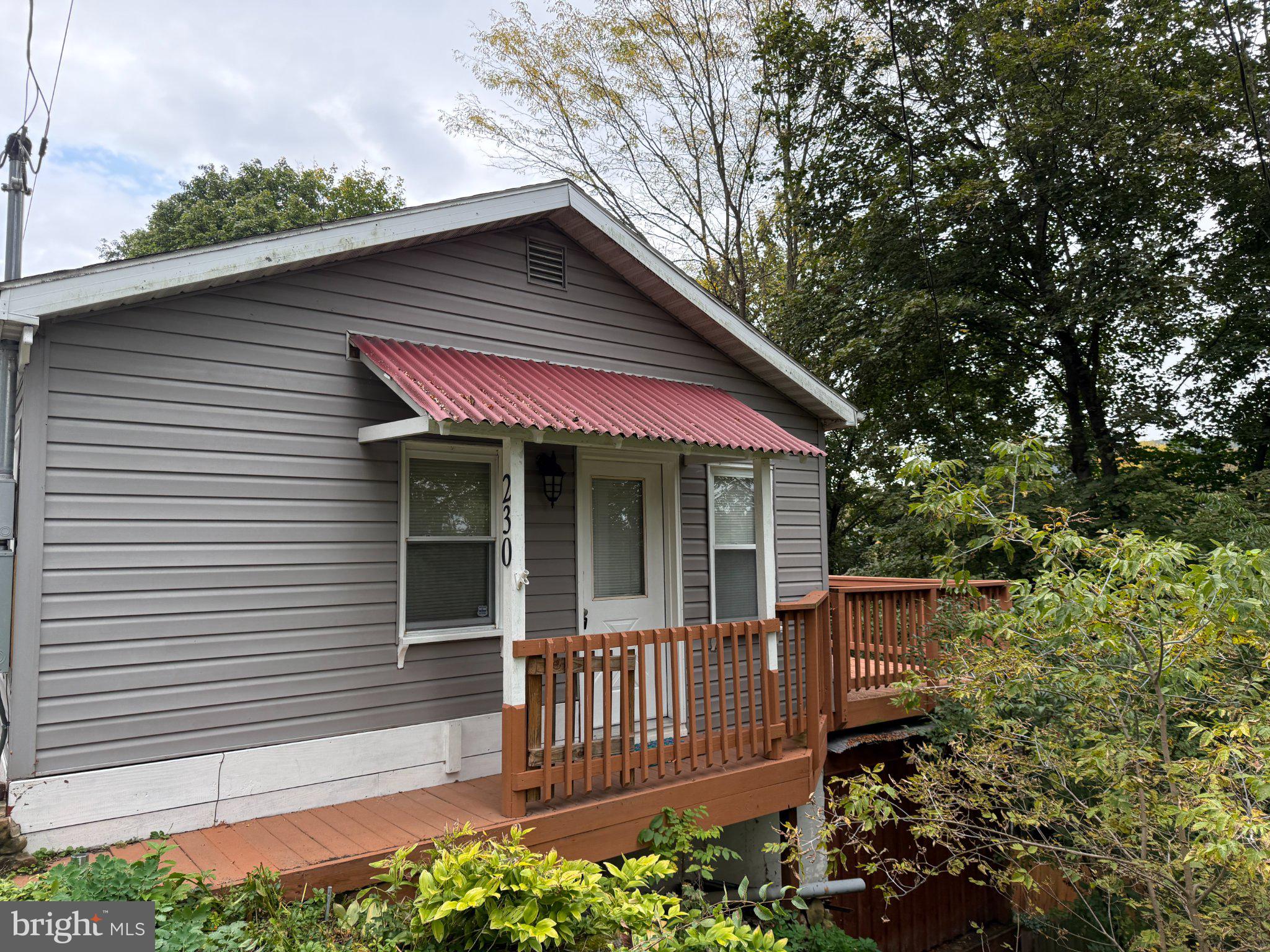 230 SCOTT LANE