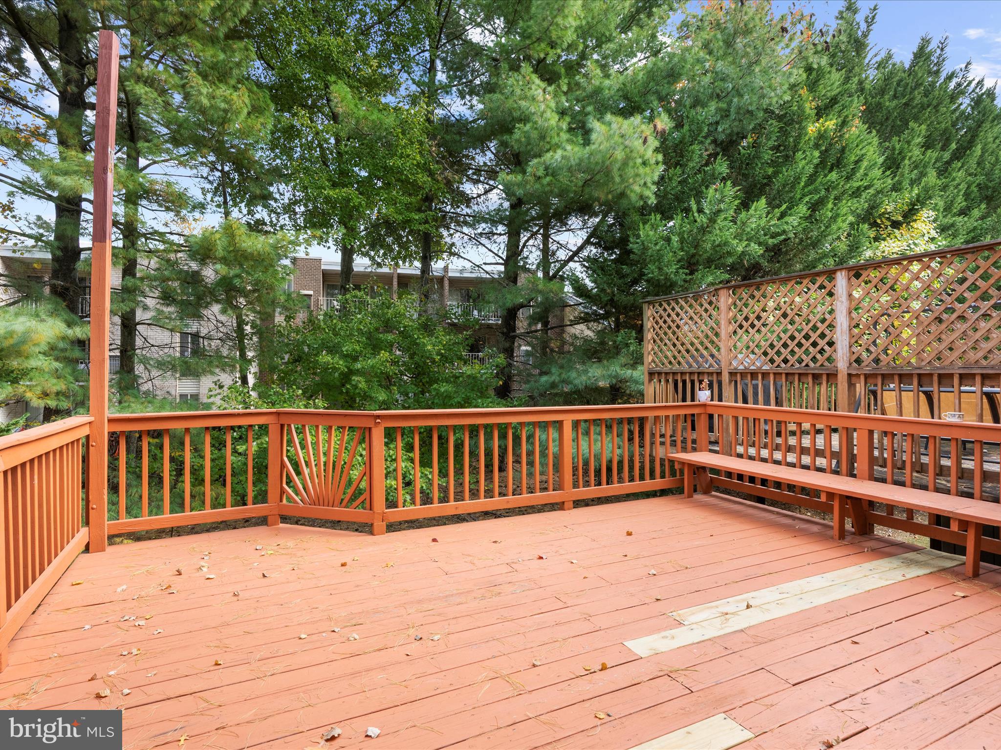 BROADVIEW/GREENS AT SMITH - Residential