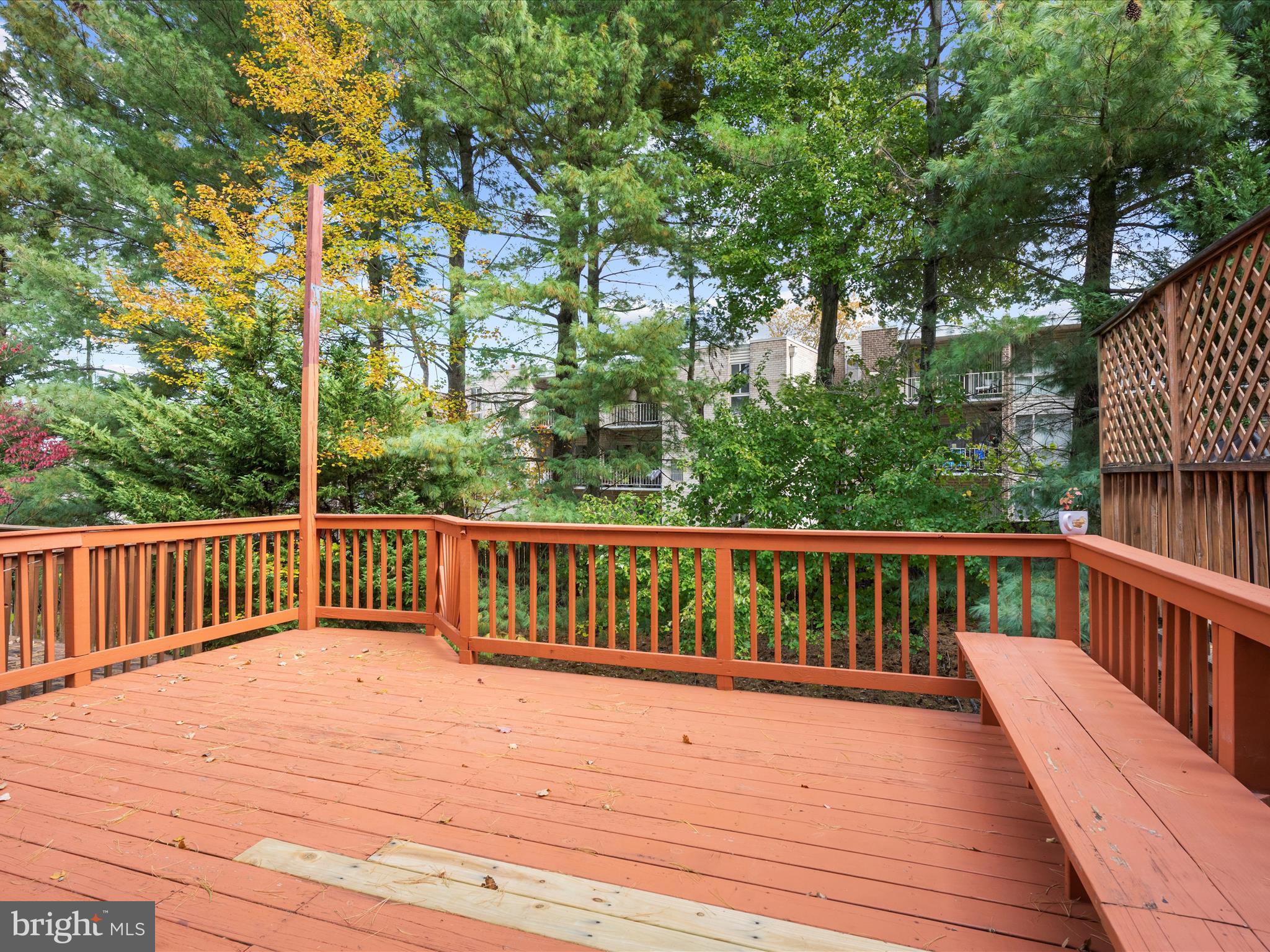 BROADVIEW/GREENS AT SMITH - Residential