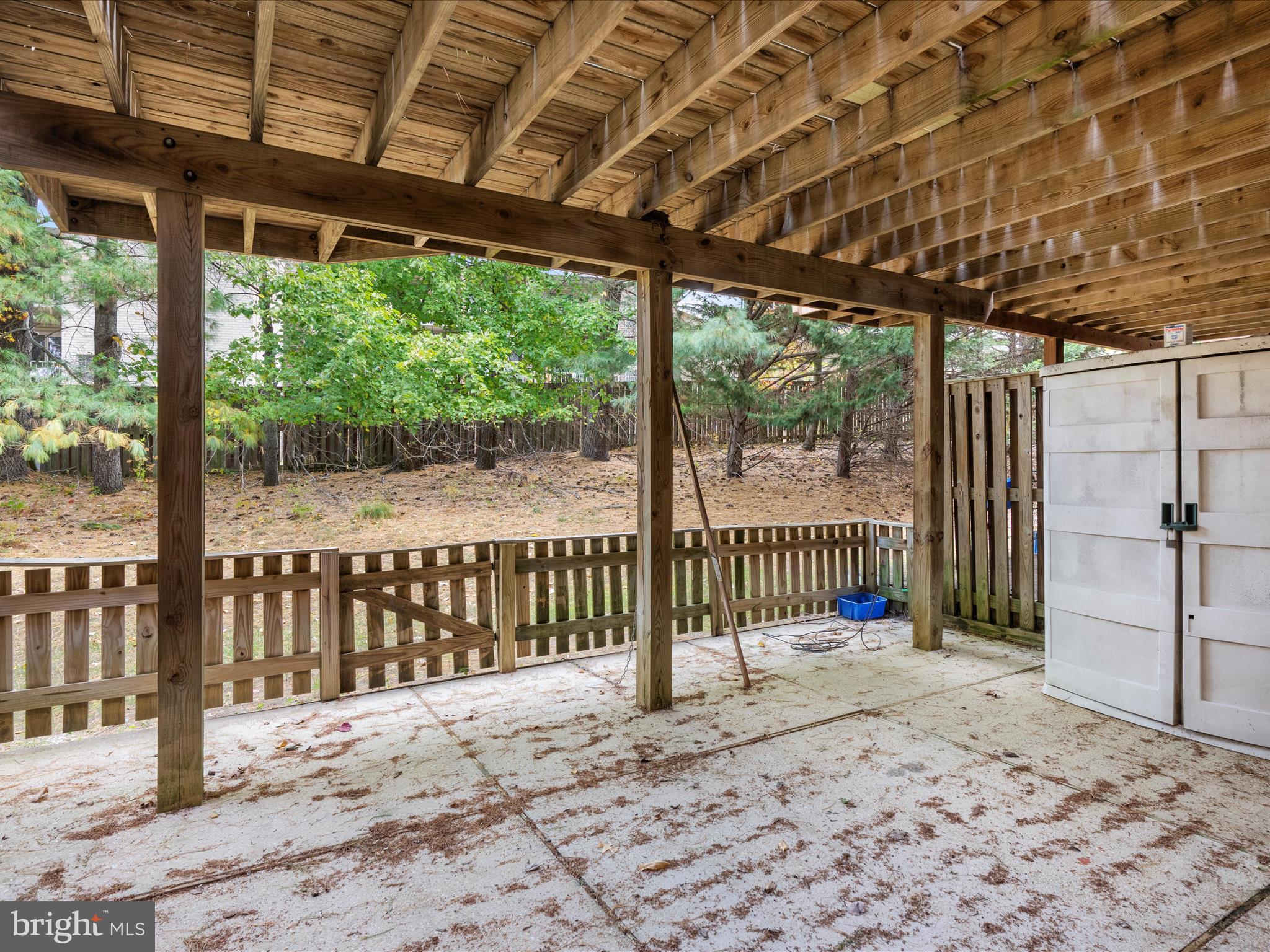 BROADVIEW/GREENS AT SMITH - Residential