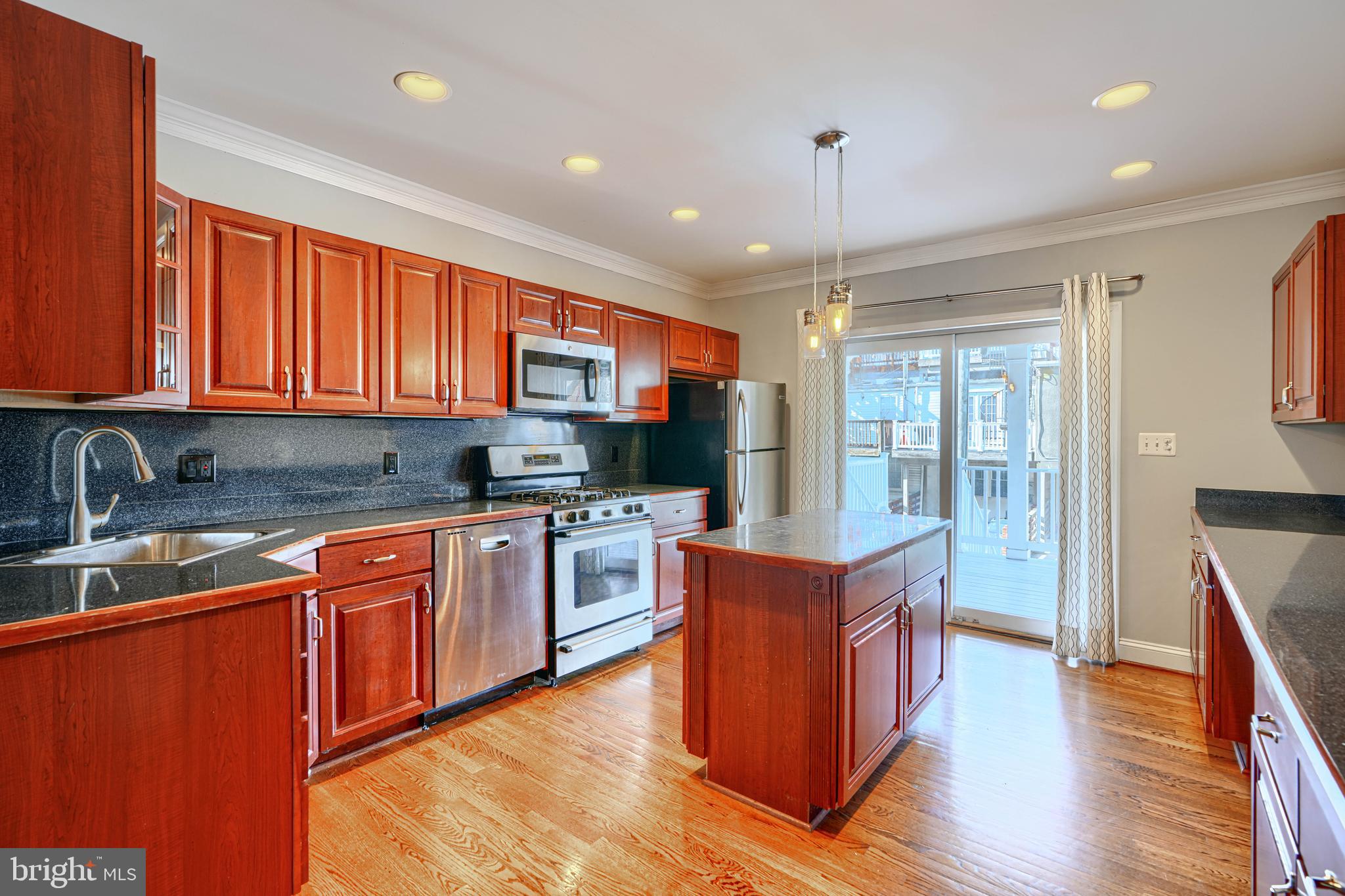 CANTON - Residential