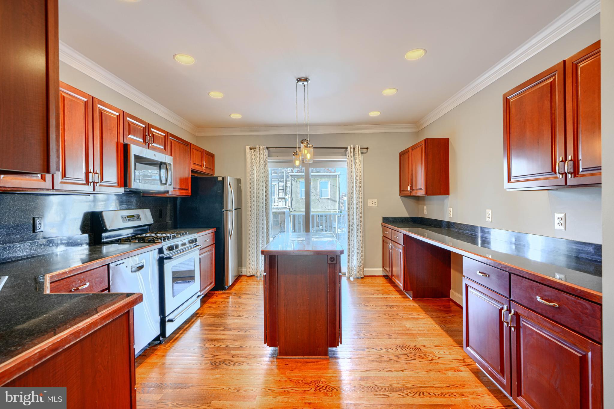 CANTON - Residential