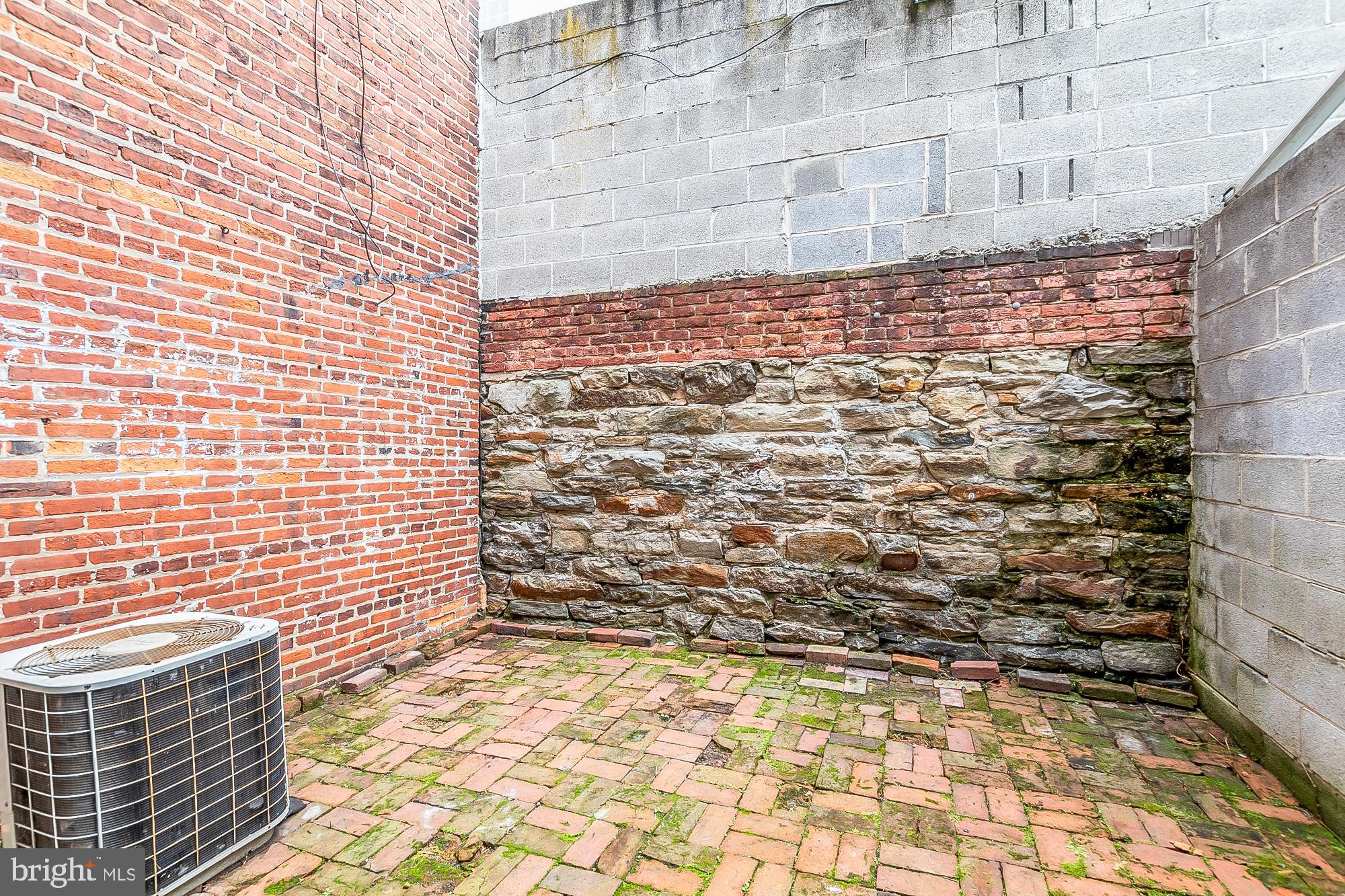 FELLS POINT HISTORIC DISTRICT - Residential Lease