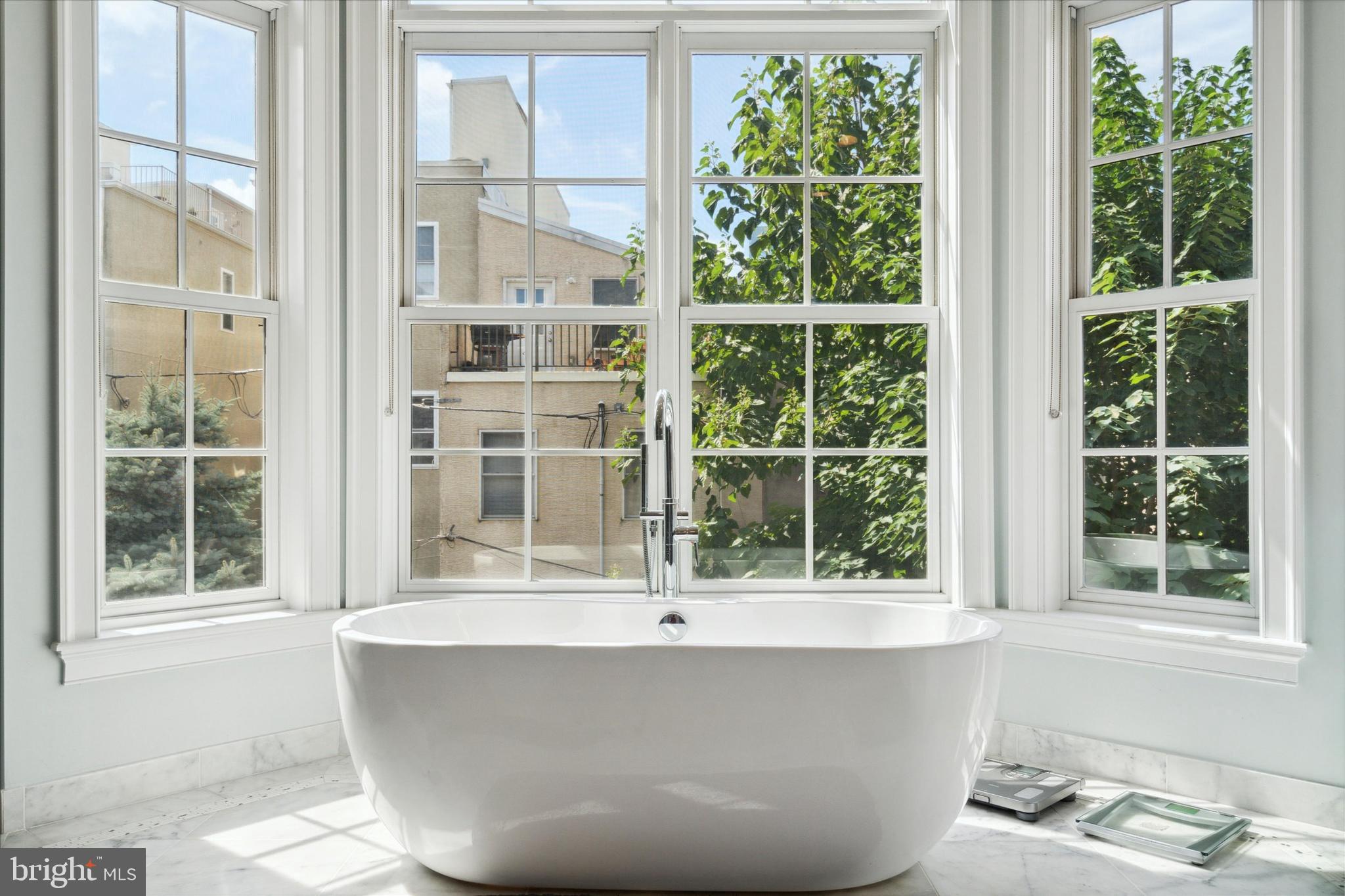 ART MUSEUM AREA - Residential