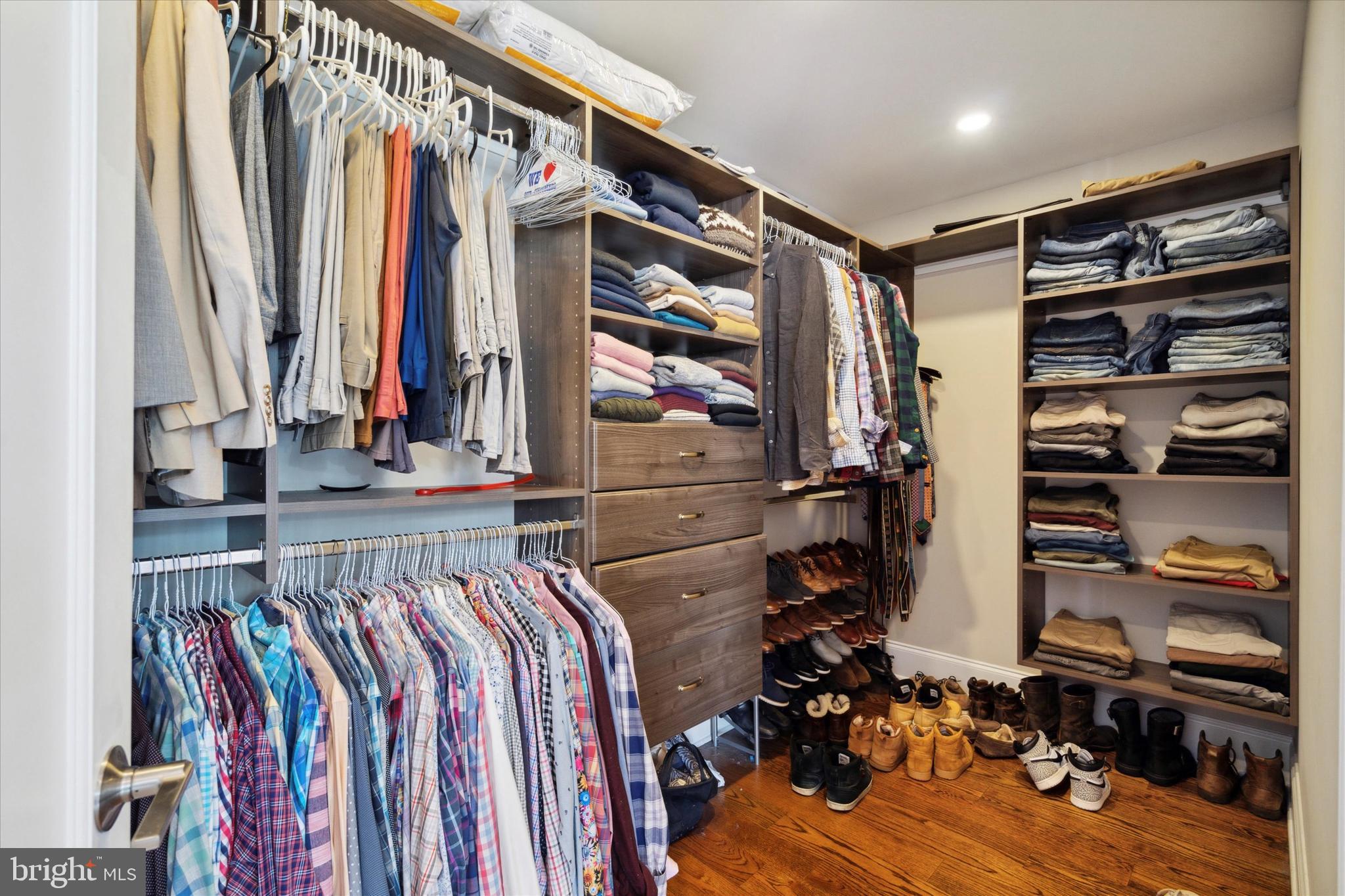 ART MUSEUM AREA - Residential