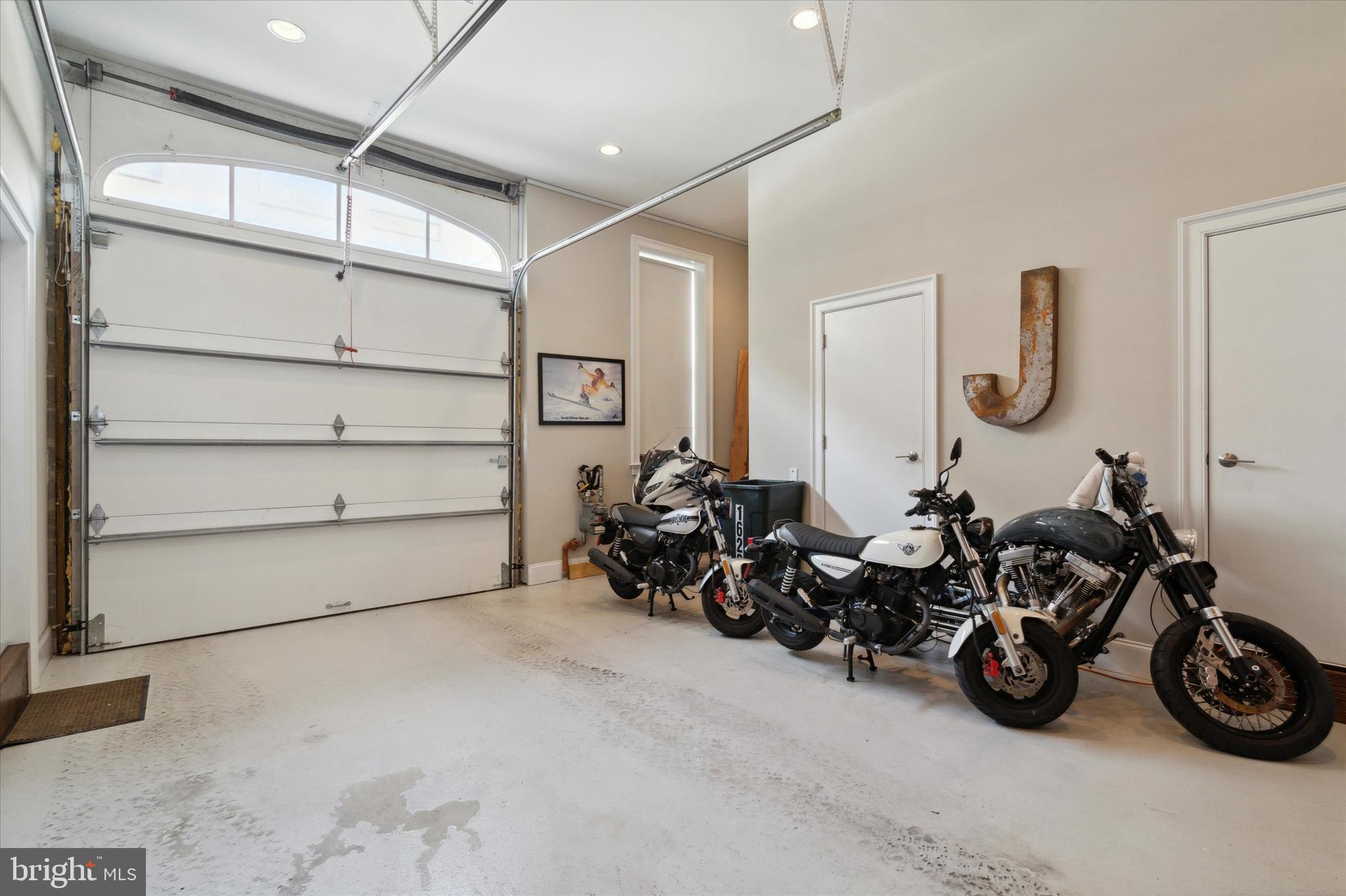 ART MUSEUM AREA - Residential