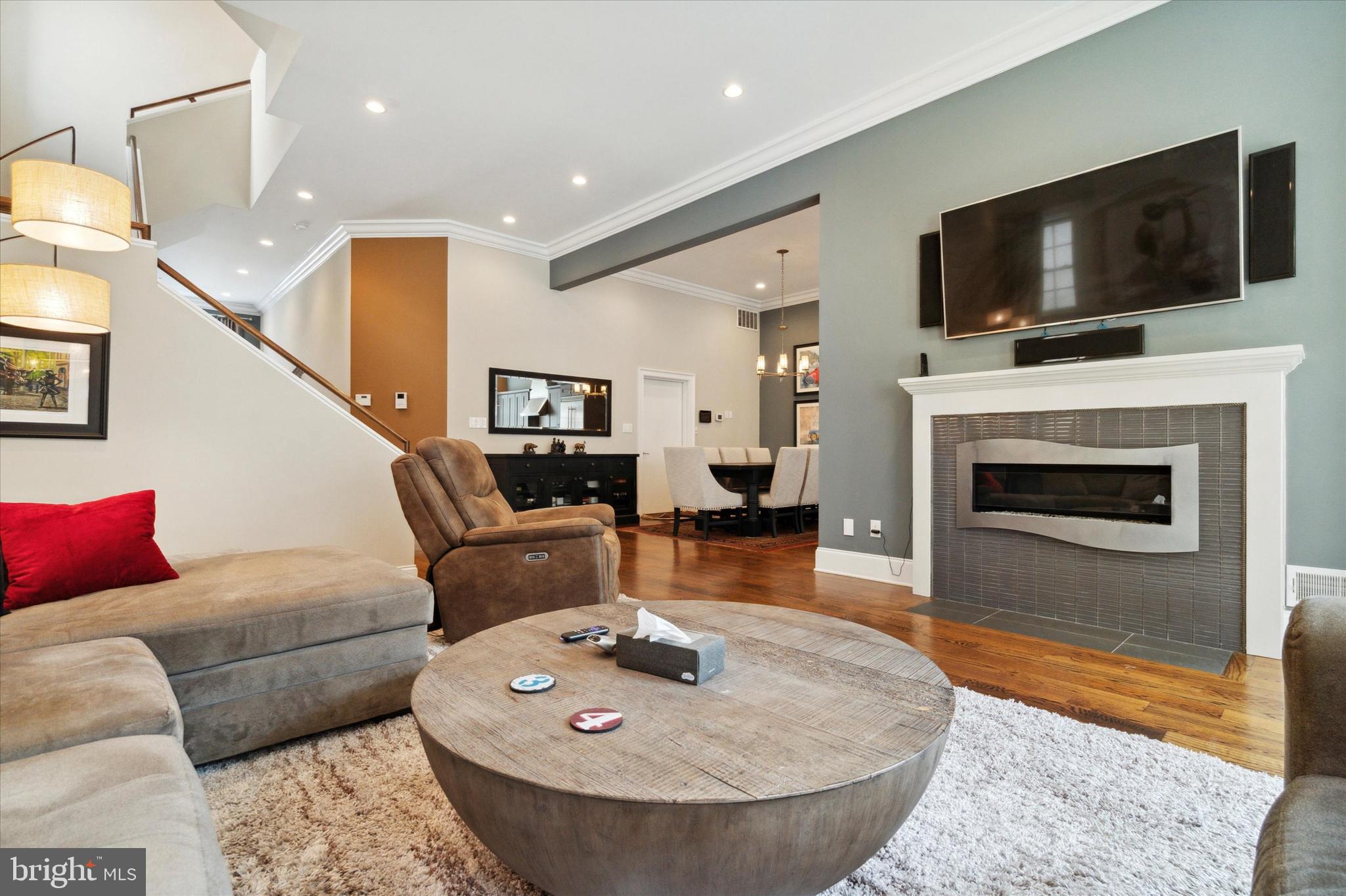 ART MUSEUM AREA - Residential