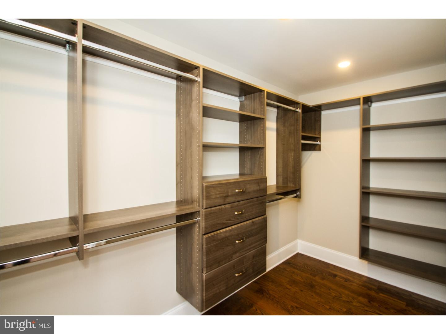 ART MUSEUM AREA - Residential