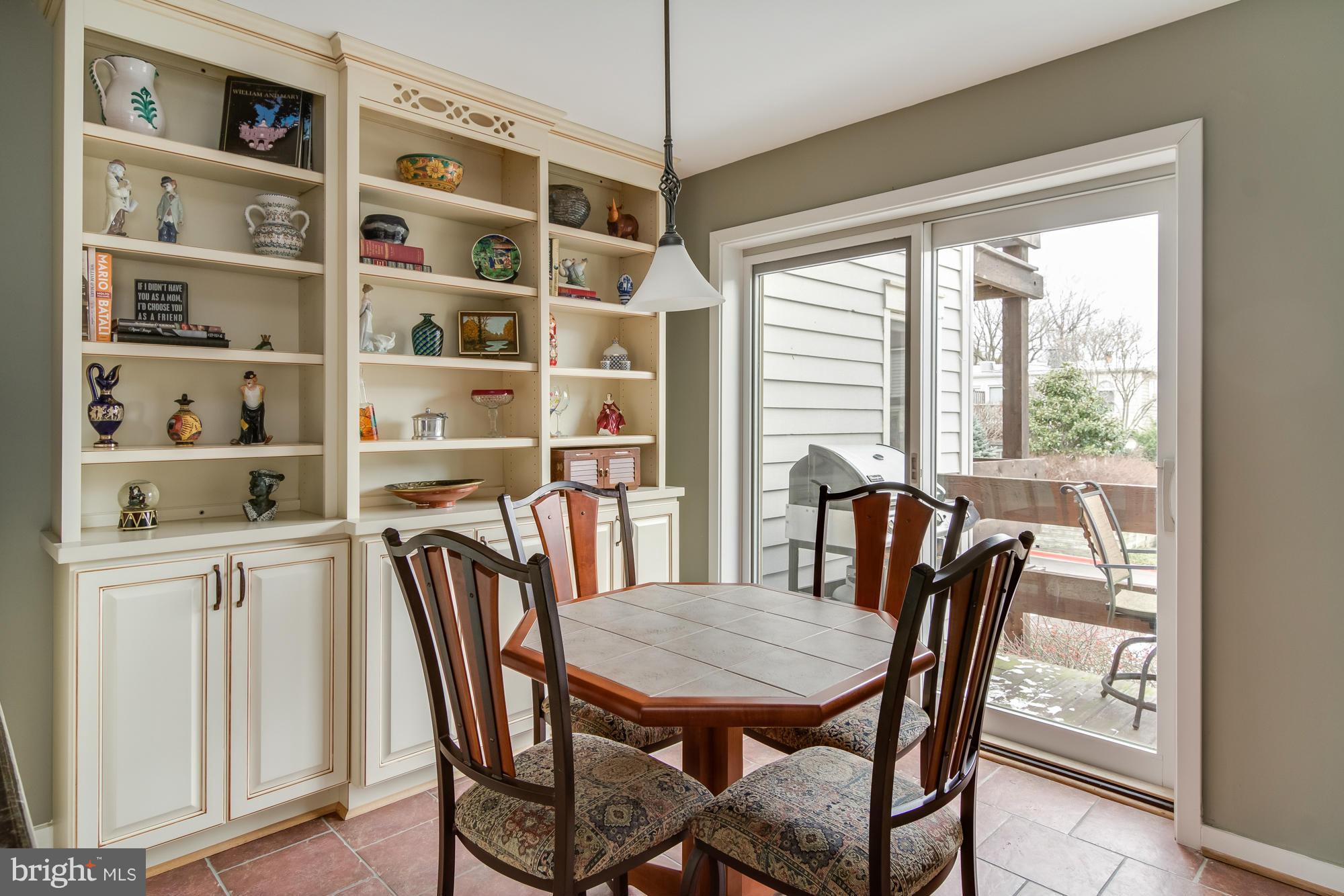 CHESAPEAKE LANDING - Residential