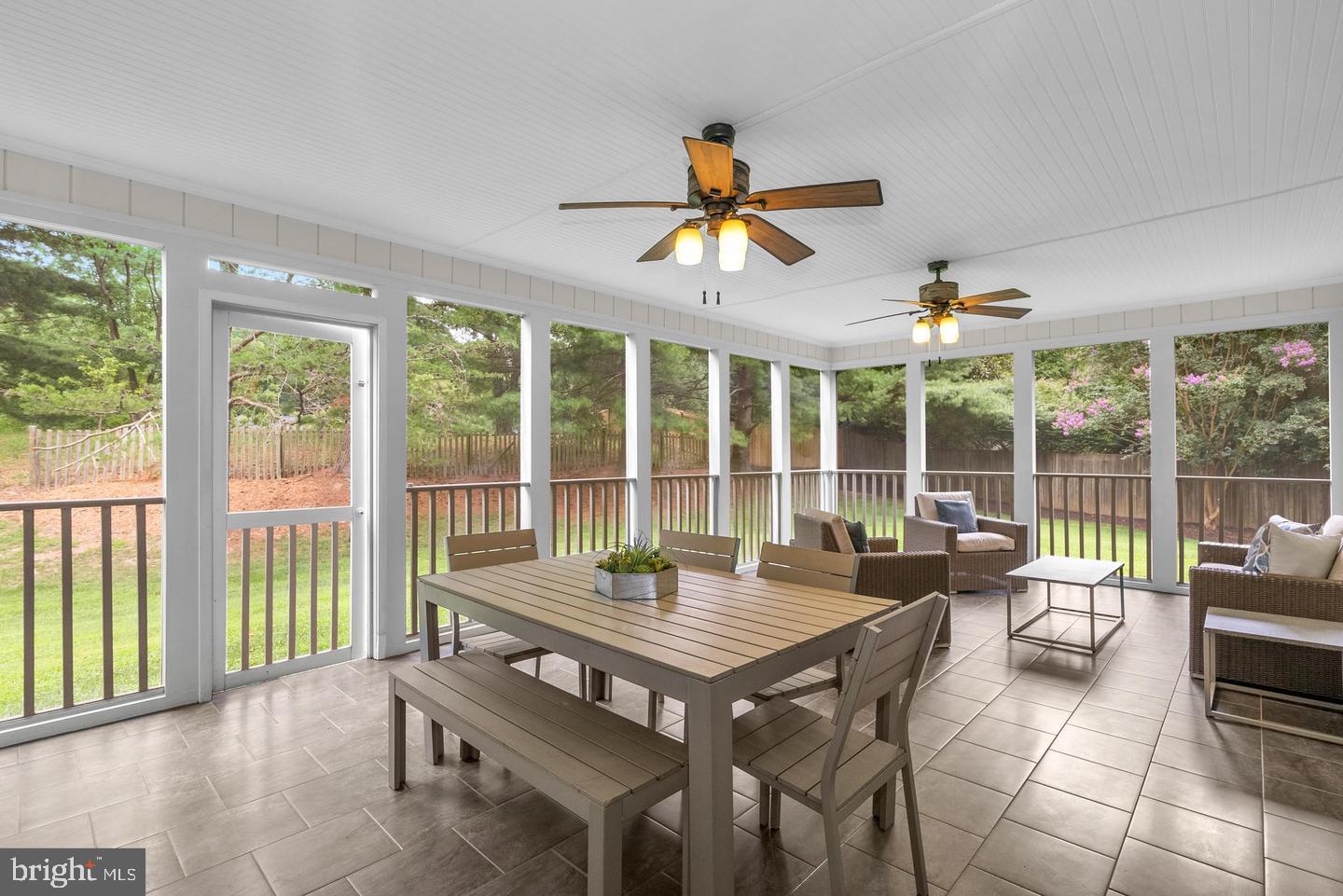 LOCUST HILL - Residential Lease