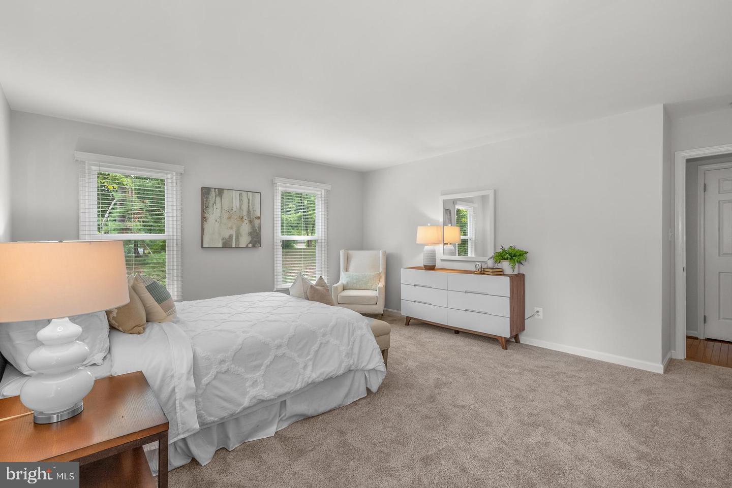 LOCUST HILL - Residential Lease