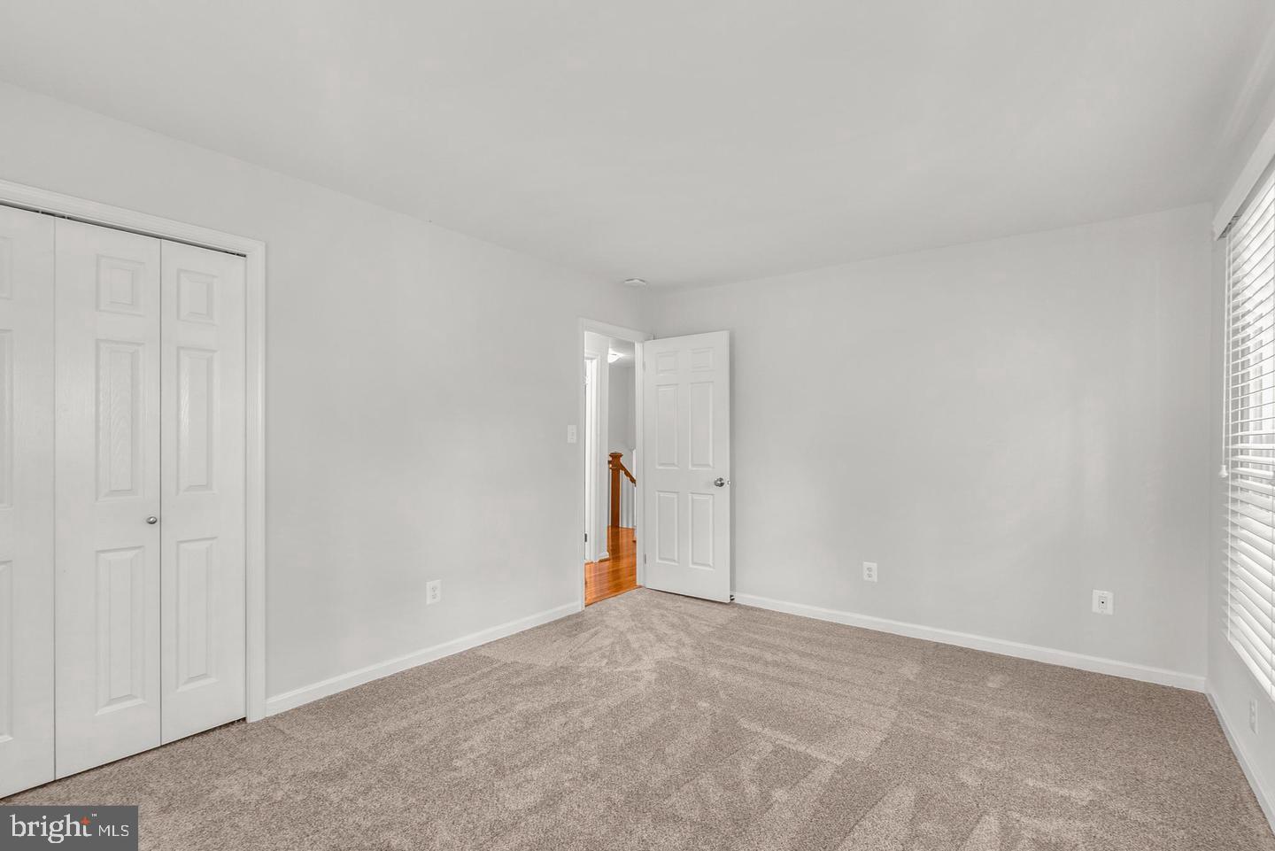 LOCUST HILL - Residential Lease