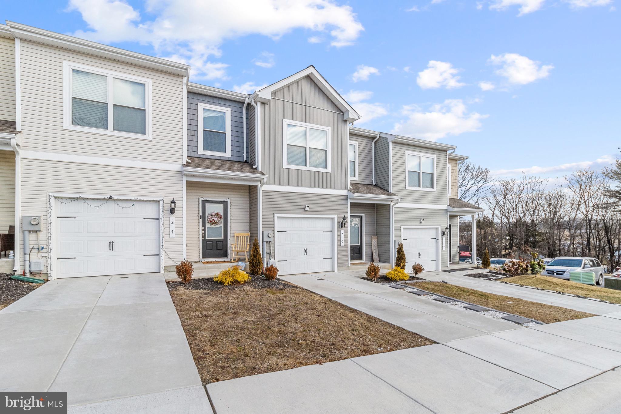 HOMEPLACE AT RIVERSIDE - Residential