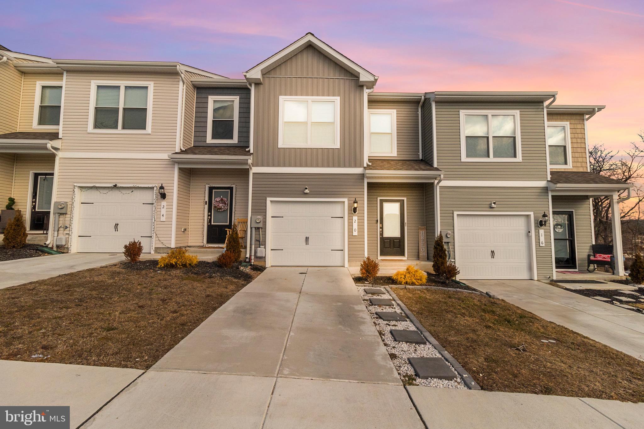 HOMEPLACE AT RIVERSIDE - Residential