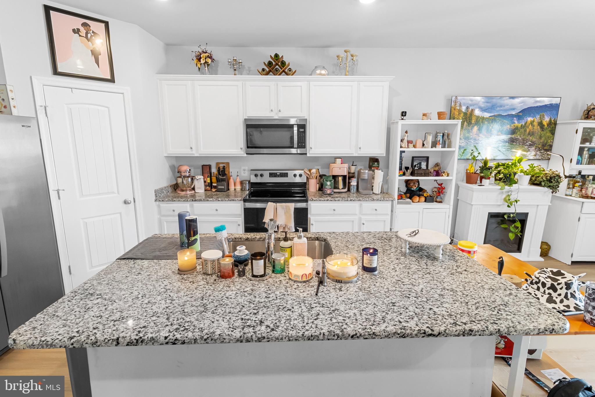 HOMEPLACE AT RIVERSIDE - Residential