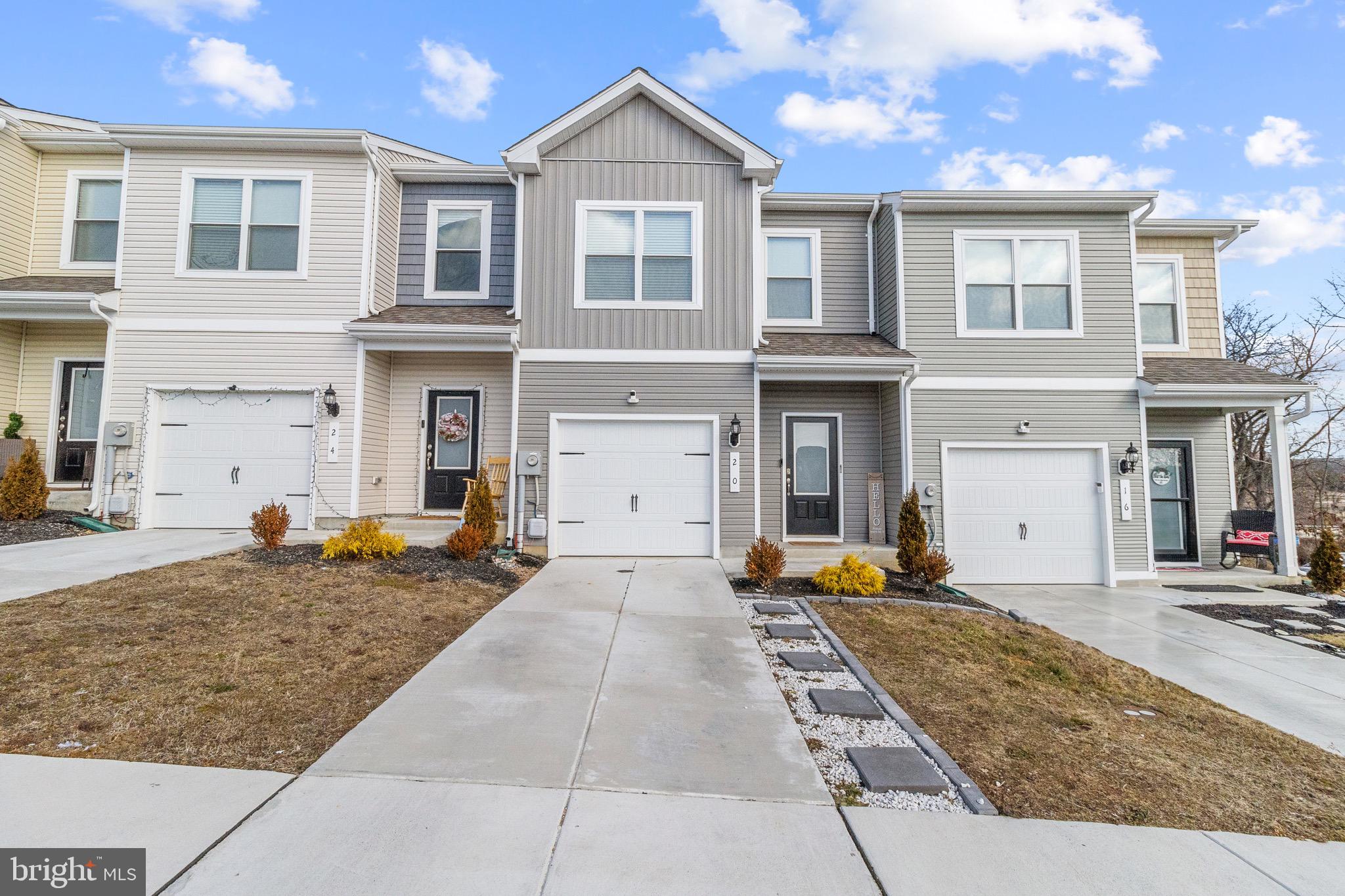 HOMEPLACE AT RIVERSIDE - Residential