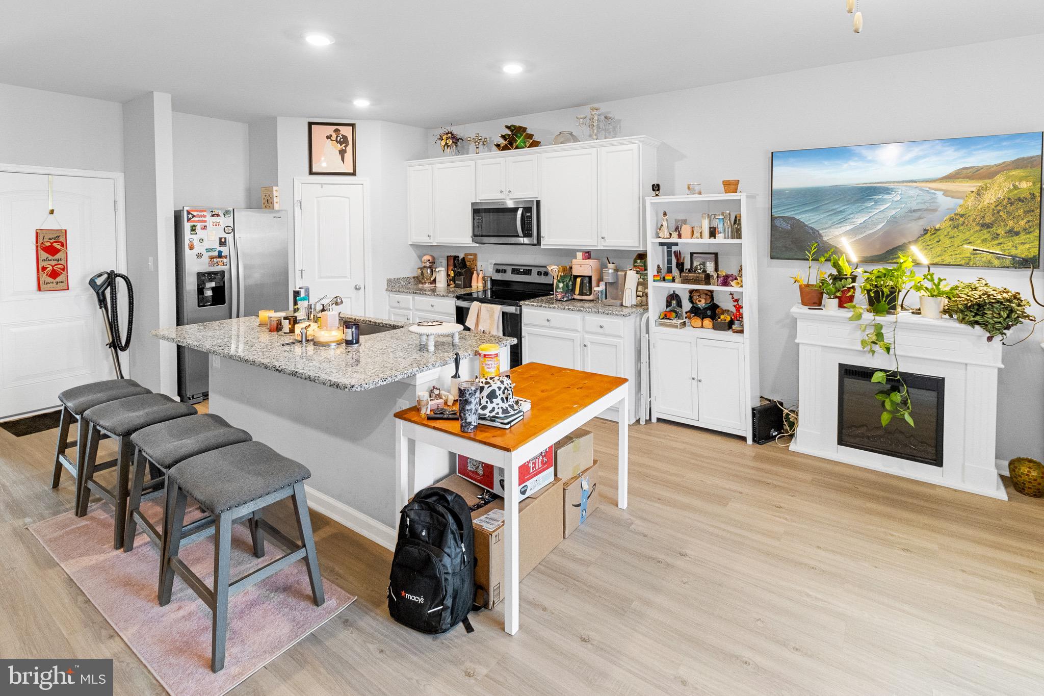 HOMEPLACE AT RIVERSIDE - Residential