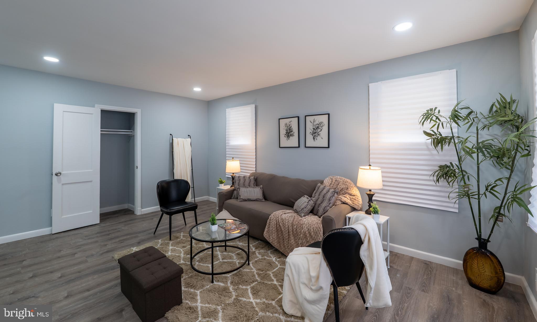 MORAVIA PARK - Residential