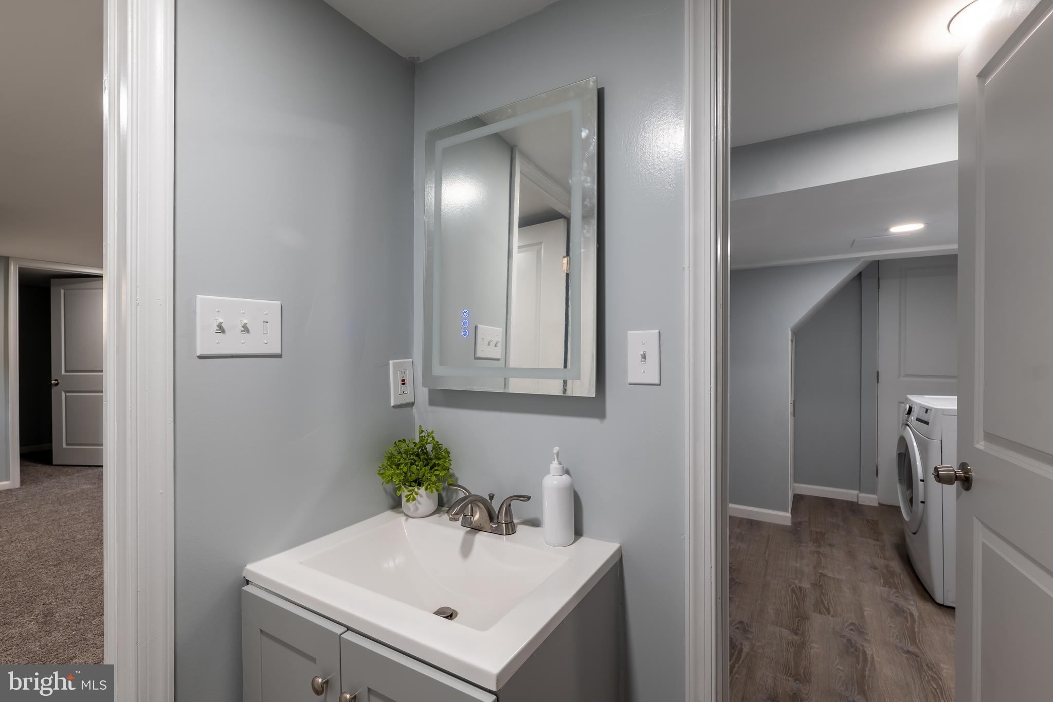 MORAVIA PARK - Residential