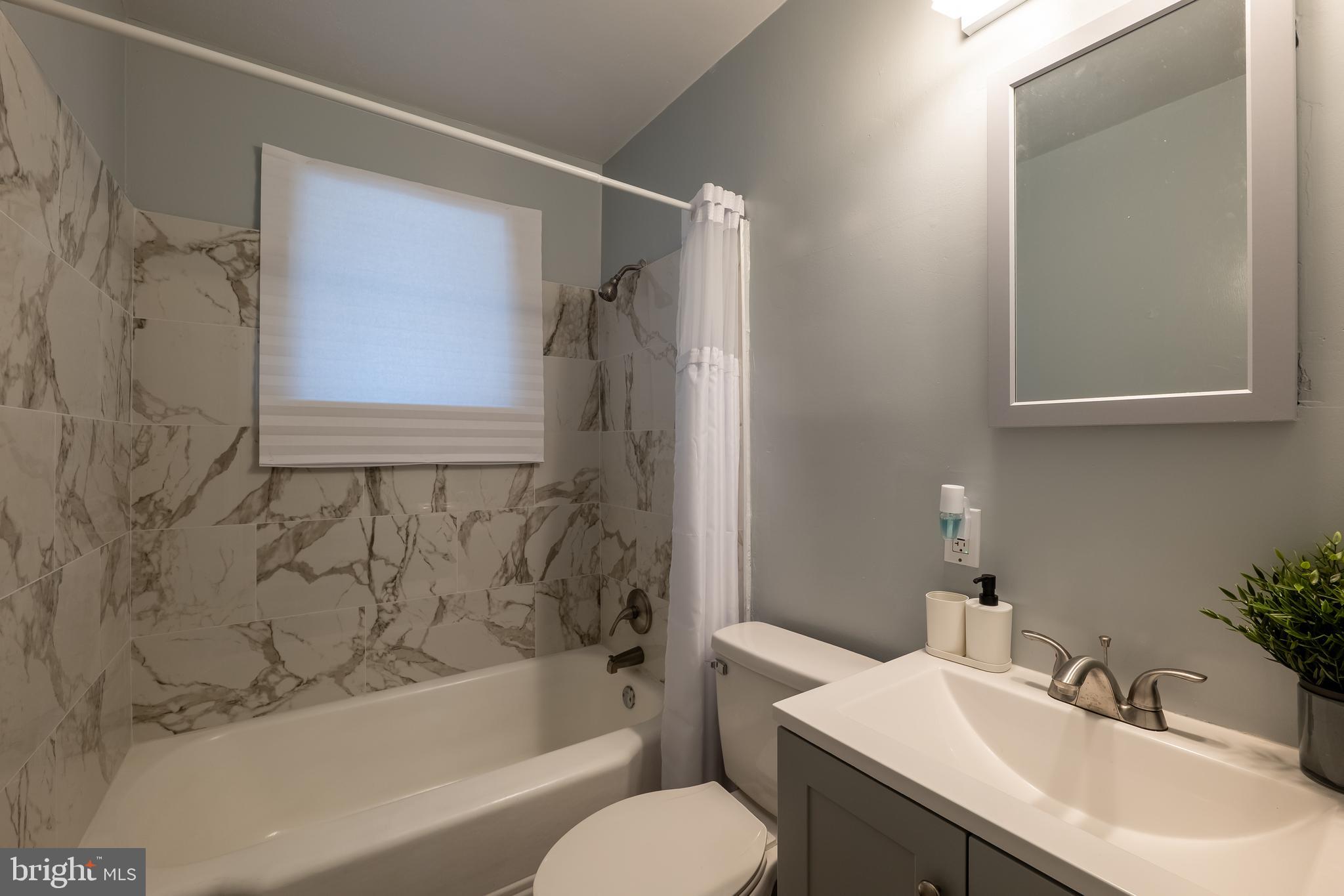 MORAVIA PARK - Residential