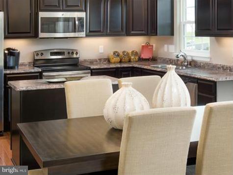 FIELDSIDE AT ST CHARLES - Residential