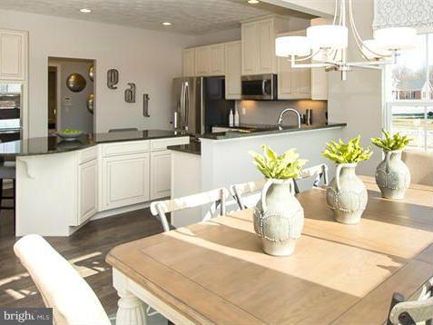 FIELDSIDE AT ST CHARLES - Residential