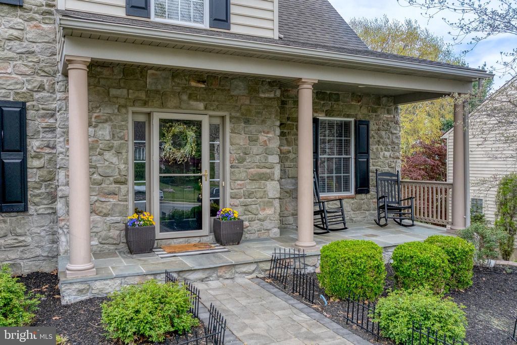 Photo of 512 Bald Eagle Court, LANCASTER, PA 17601 (MLS # PALA2068738)