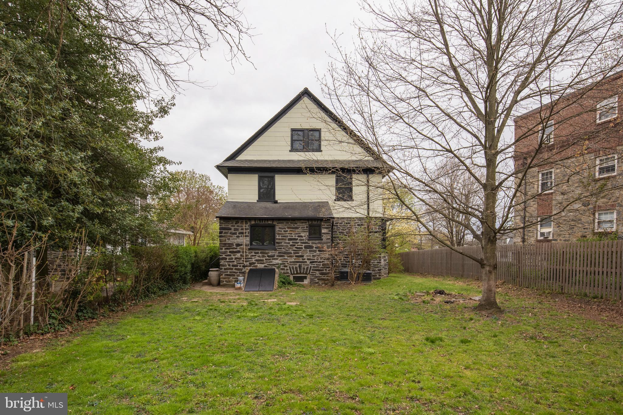 NARBERTH - Residential