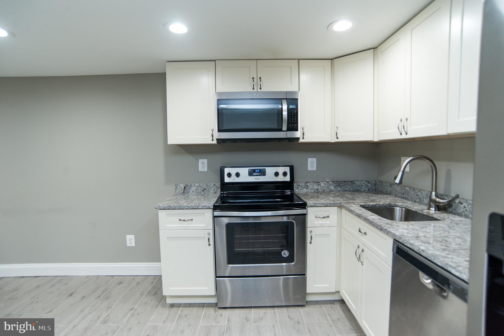 2022 4TH STREET NE #B