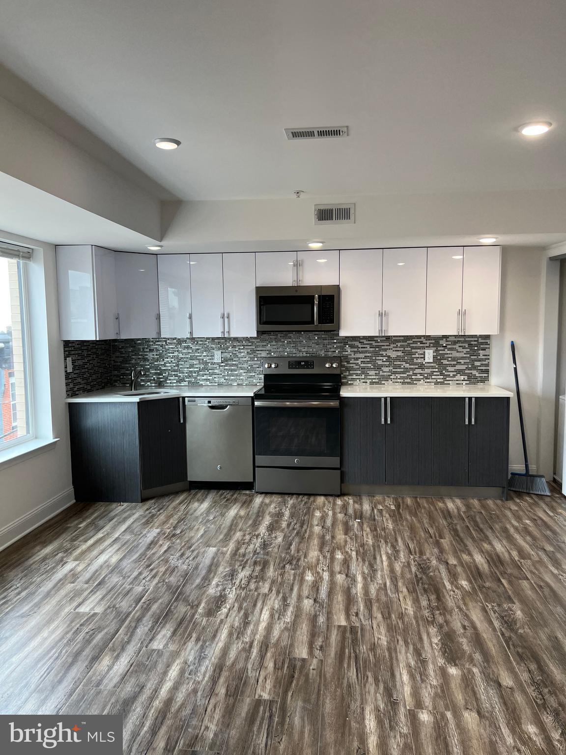 BREWERYTOWN - Residential Lease