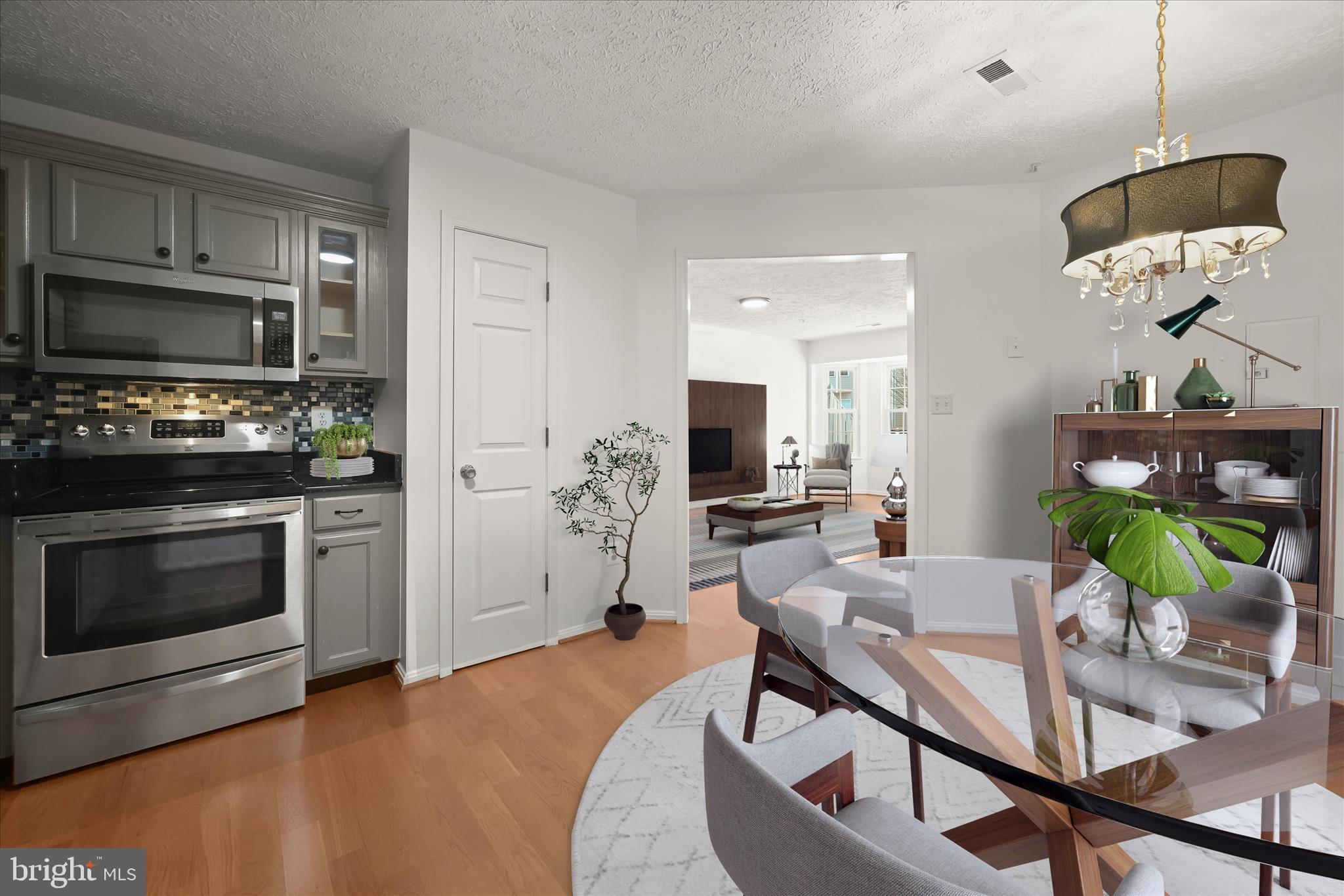 8834 GOOSE LANDING CIRCLE