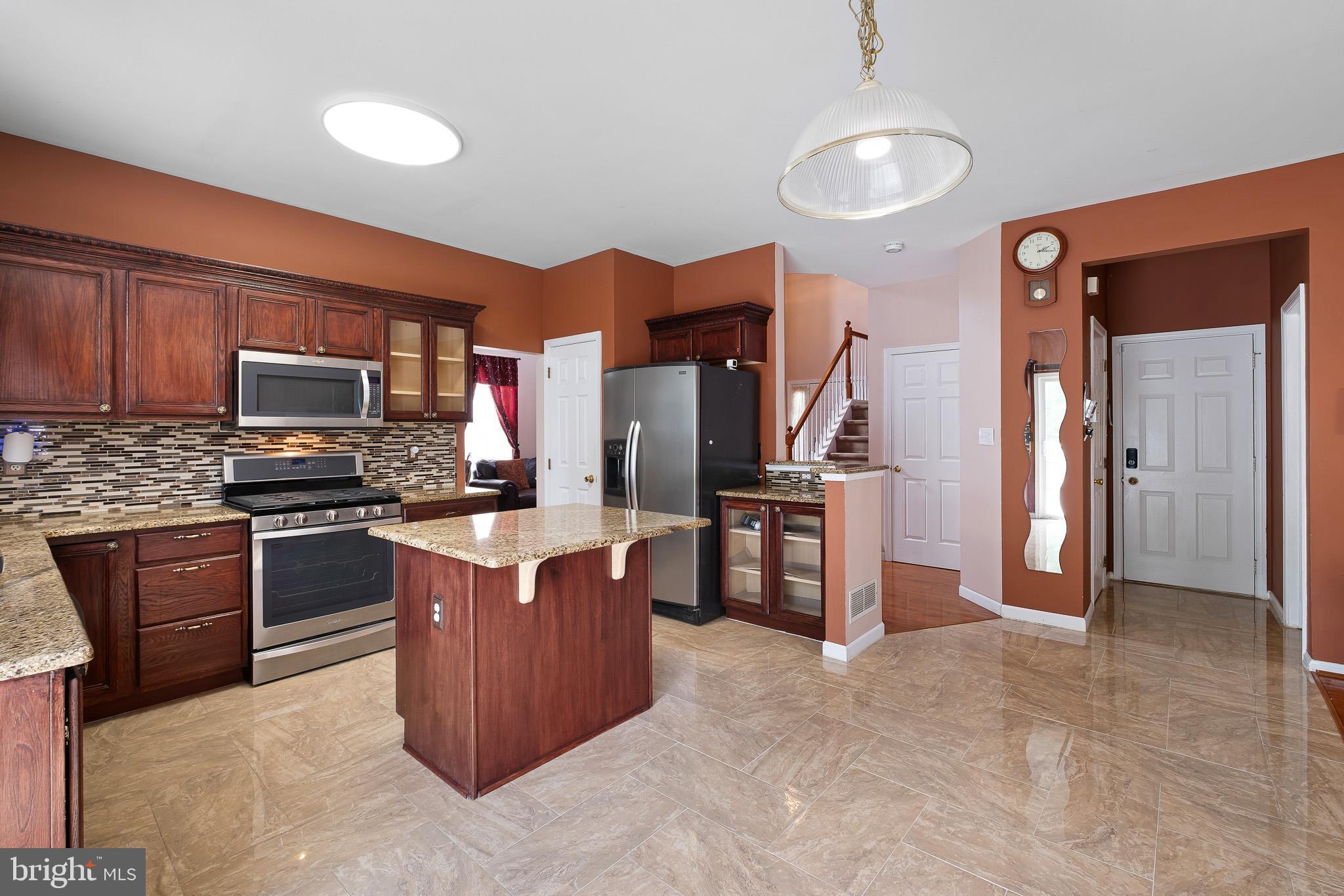 BRENNAN ESTATES - Residential