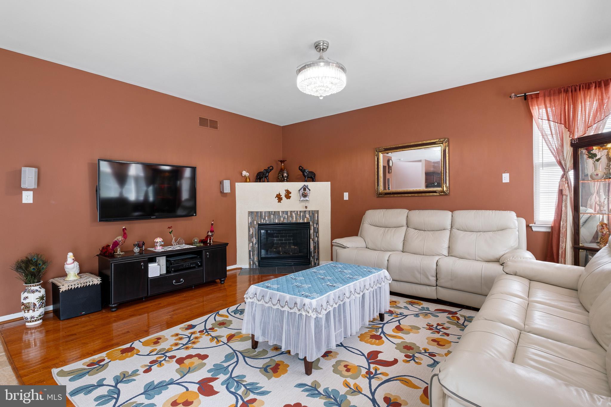 BRENNAN ESTATES - Residential