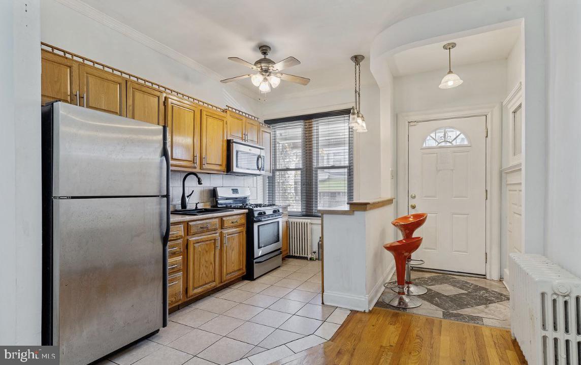 220 S 53RD STREET 1ST FLOOR