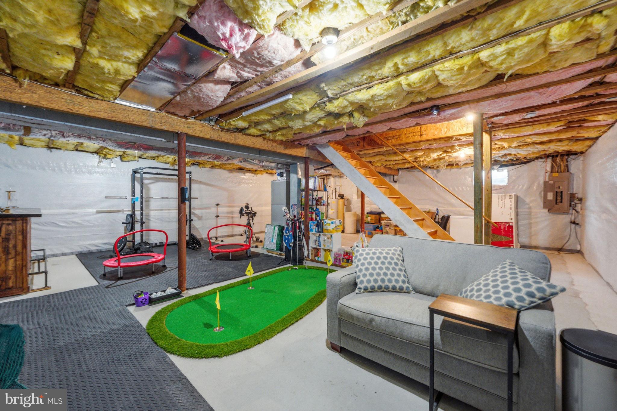 NEW GARDEN - Residential