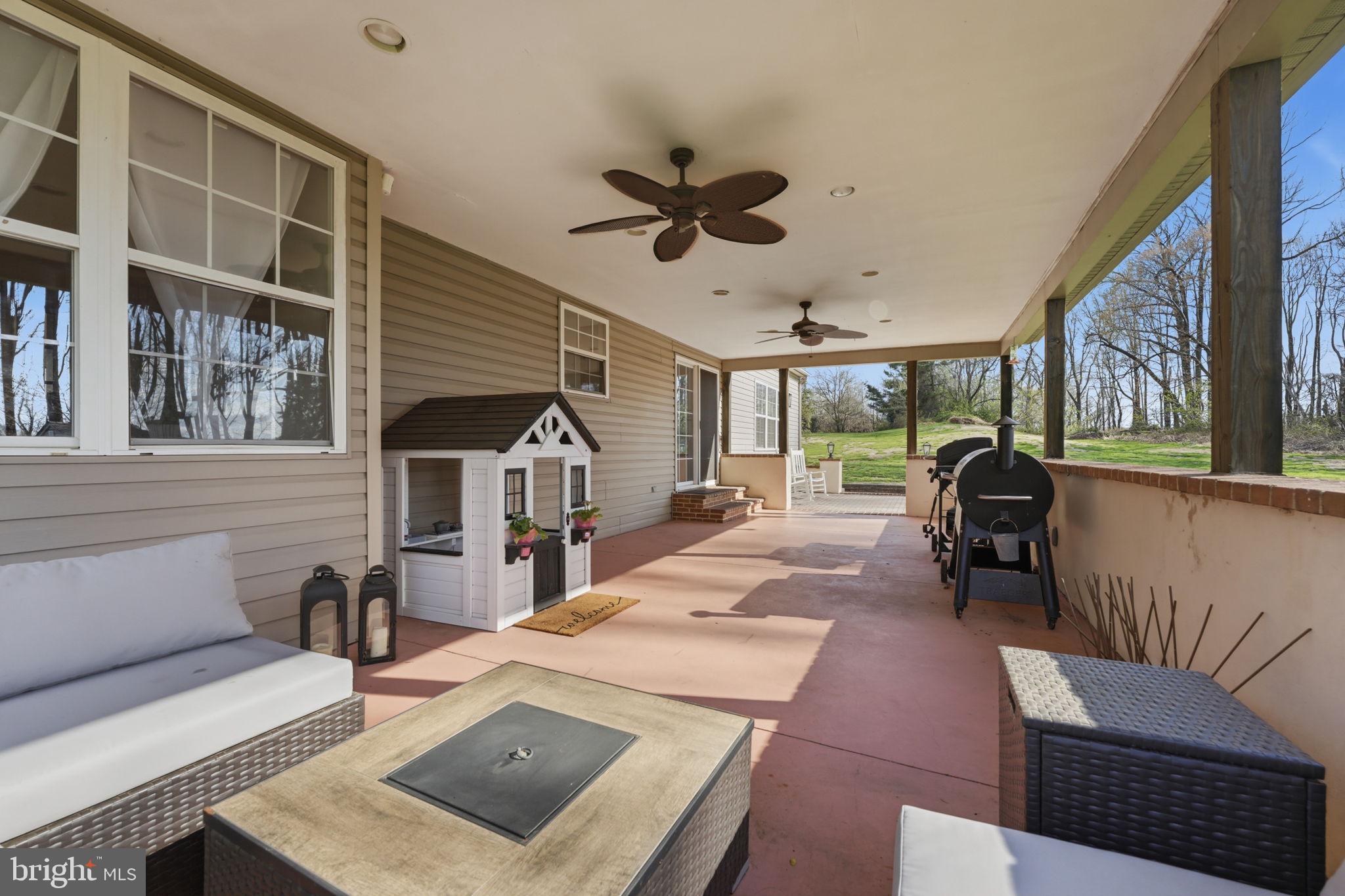 NEW GARDEN - Residential