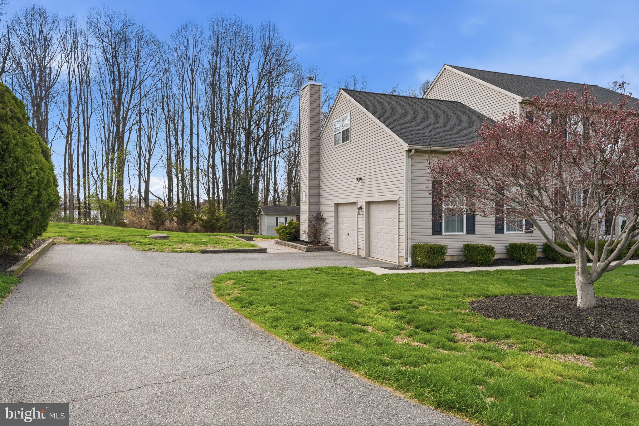 NEW GARDEN - Residential