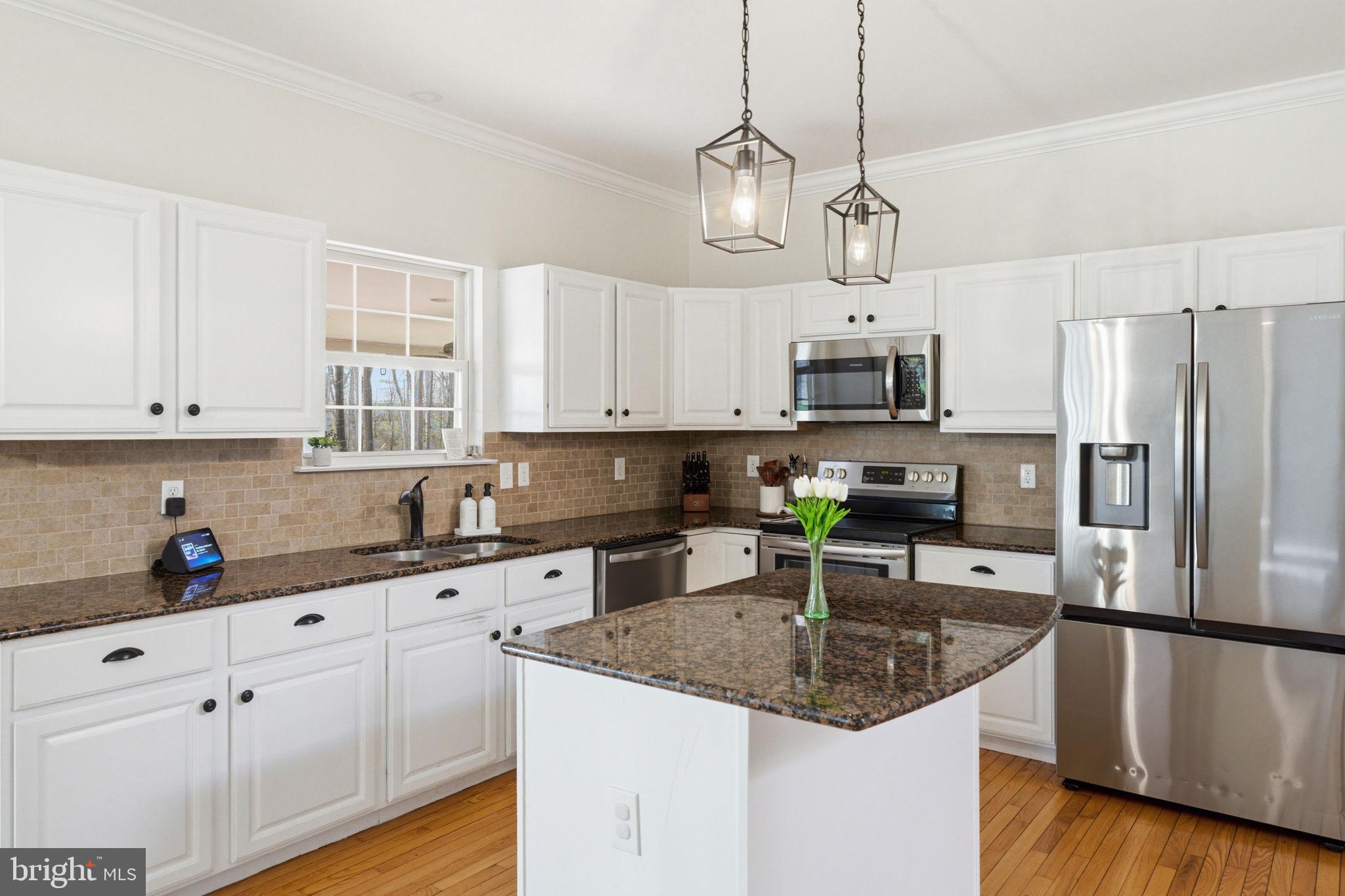 NEW GARDEN - Residential