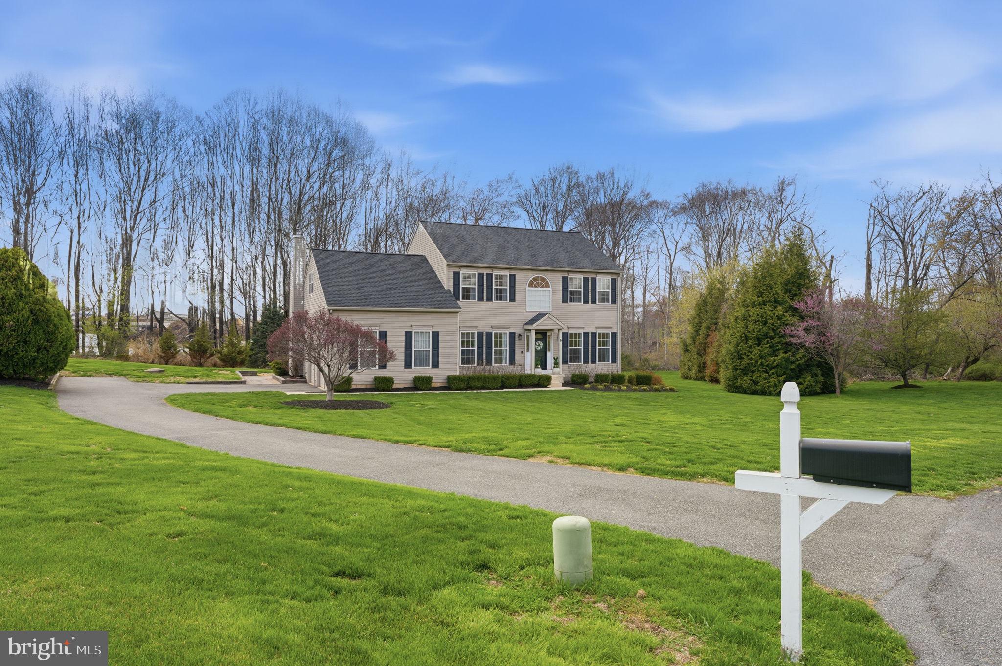 NEW GARDEN - Residential