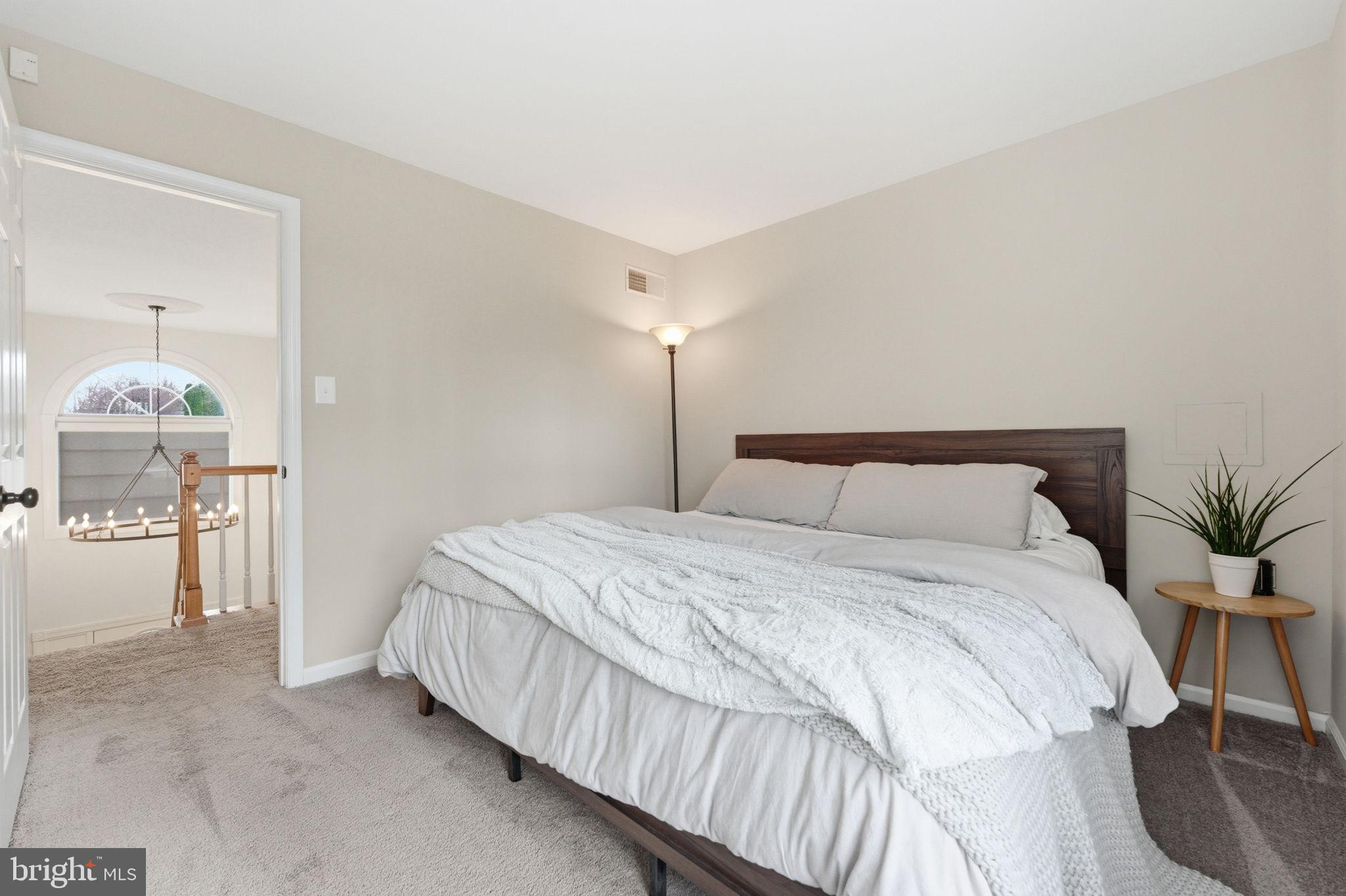 NEW GARDEN - Residential