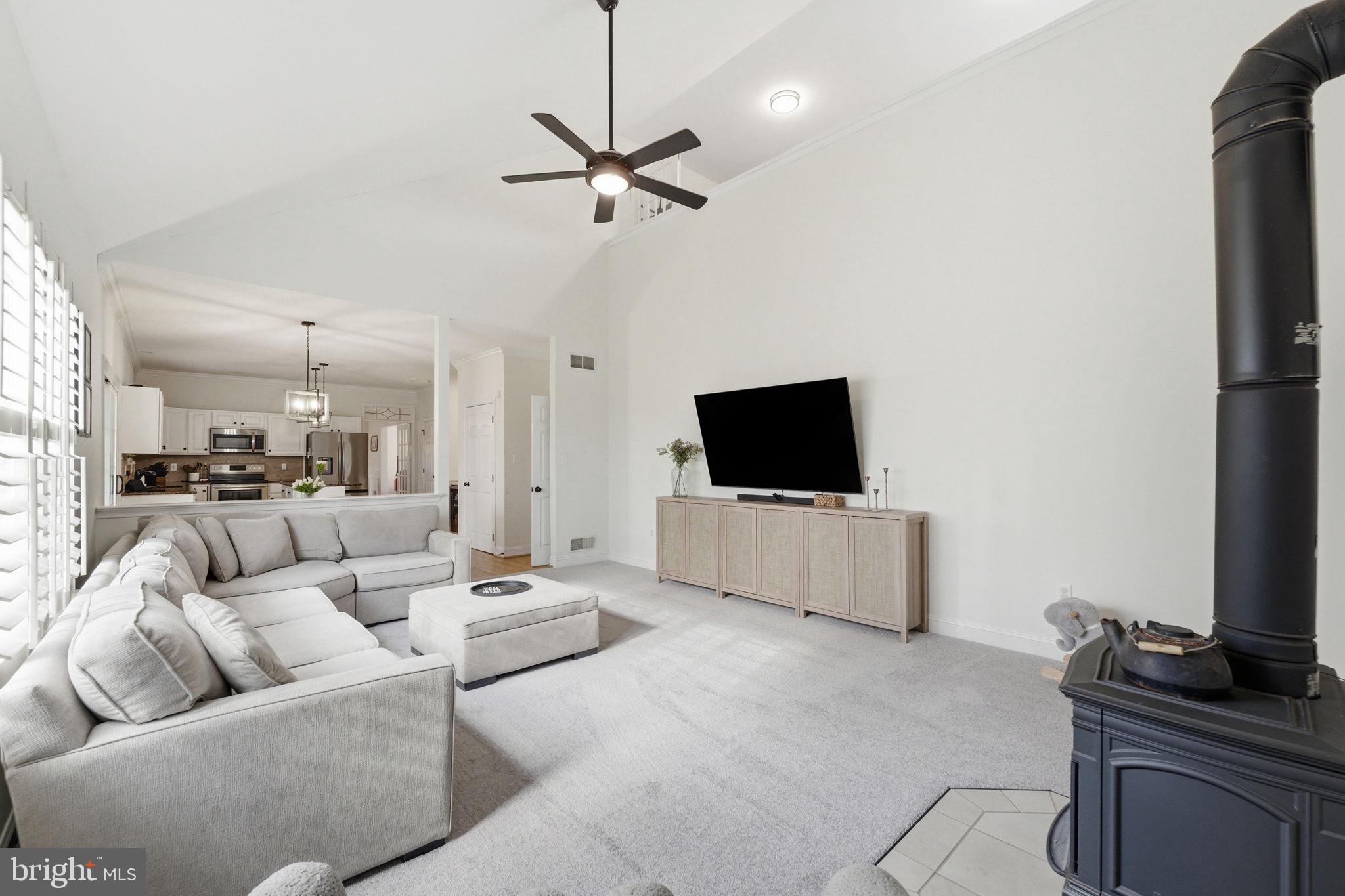 NEW GARDEN - Residential