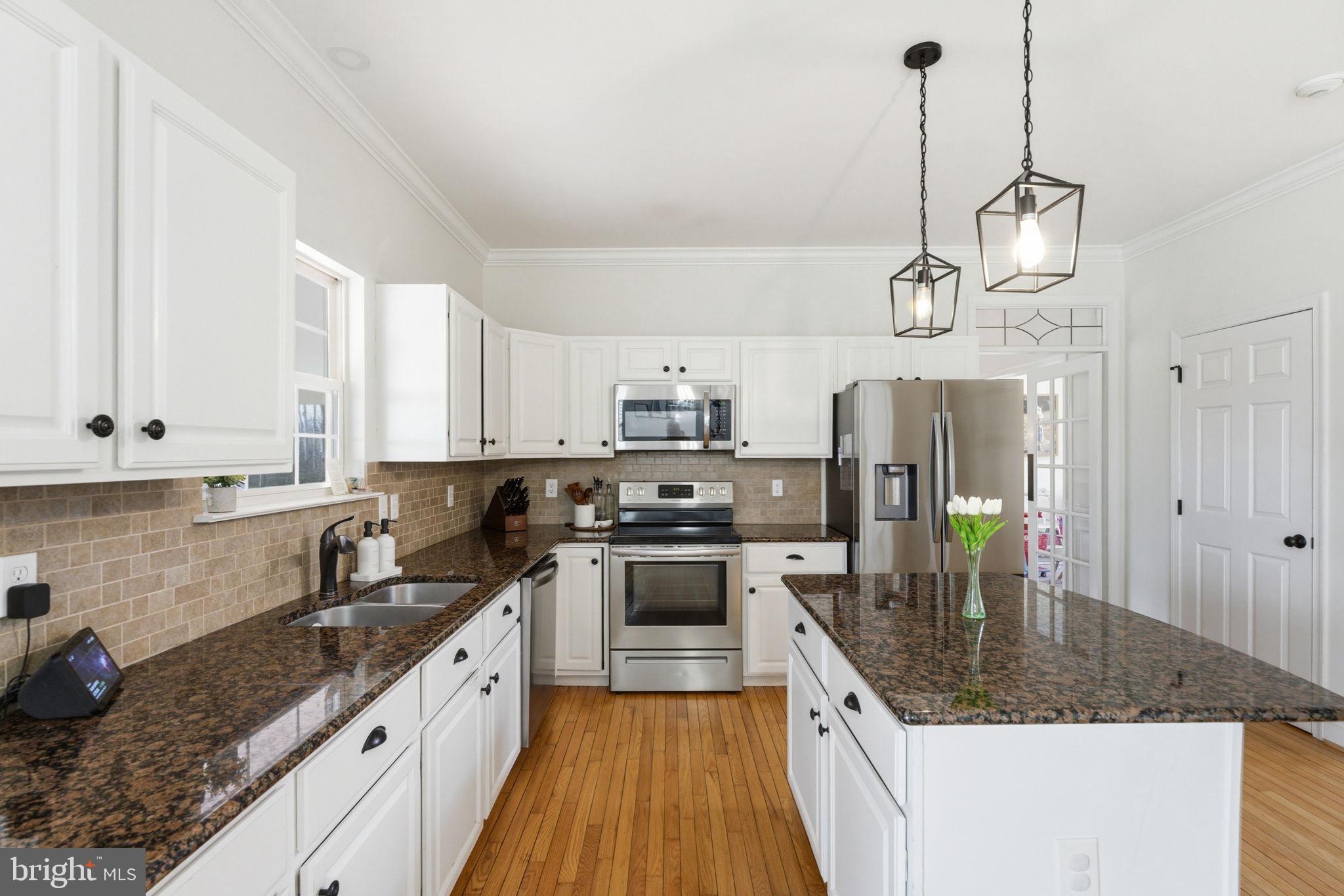 NEW GARDEN - Residential