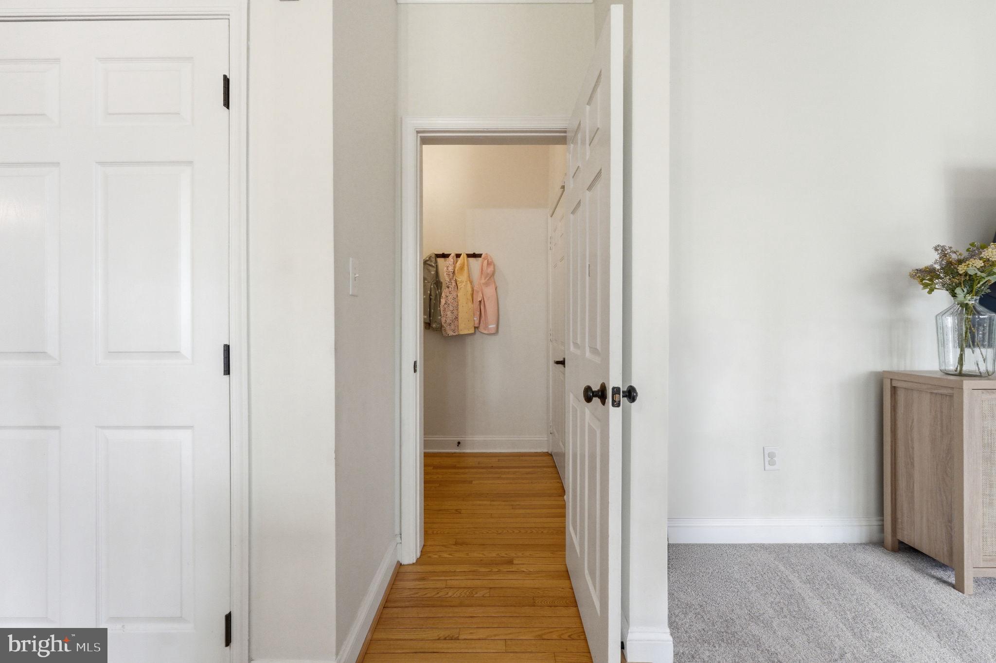 NEW GARDEN - Residential