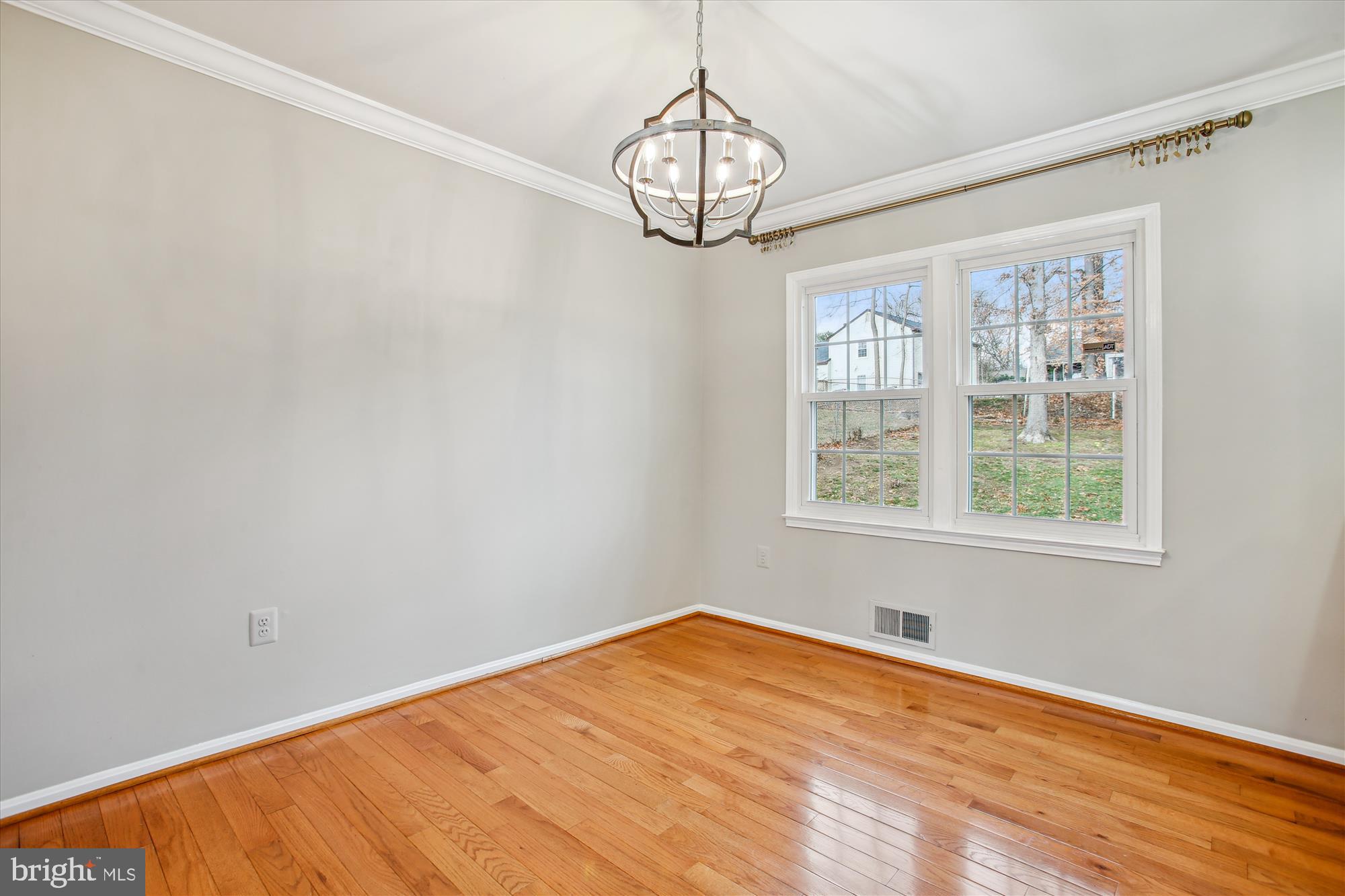 CANTERBURY WOODS - Residential Lease