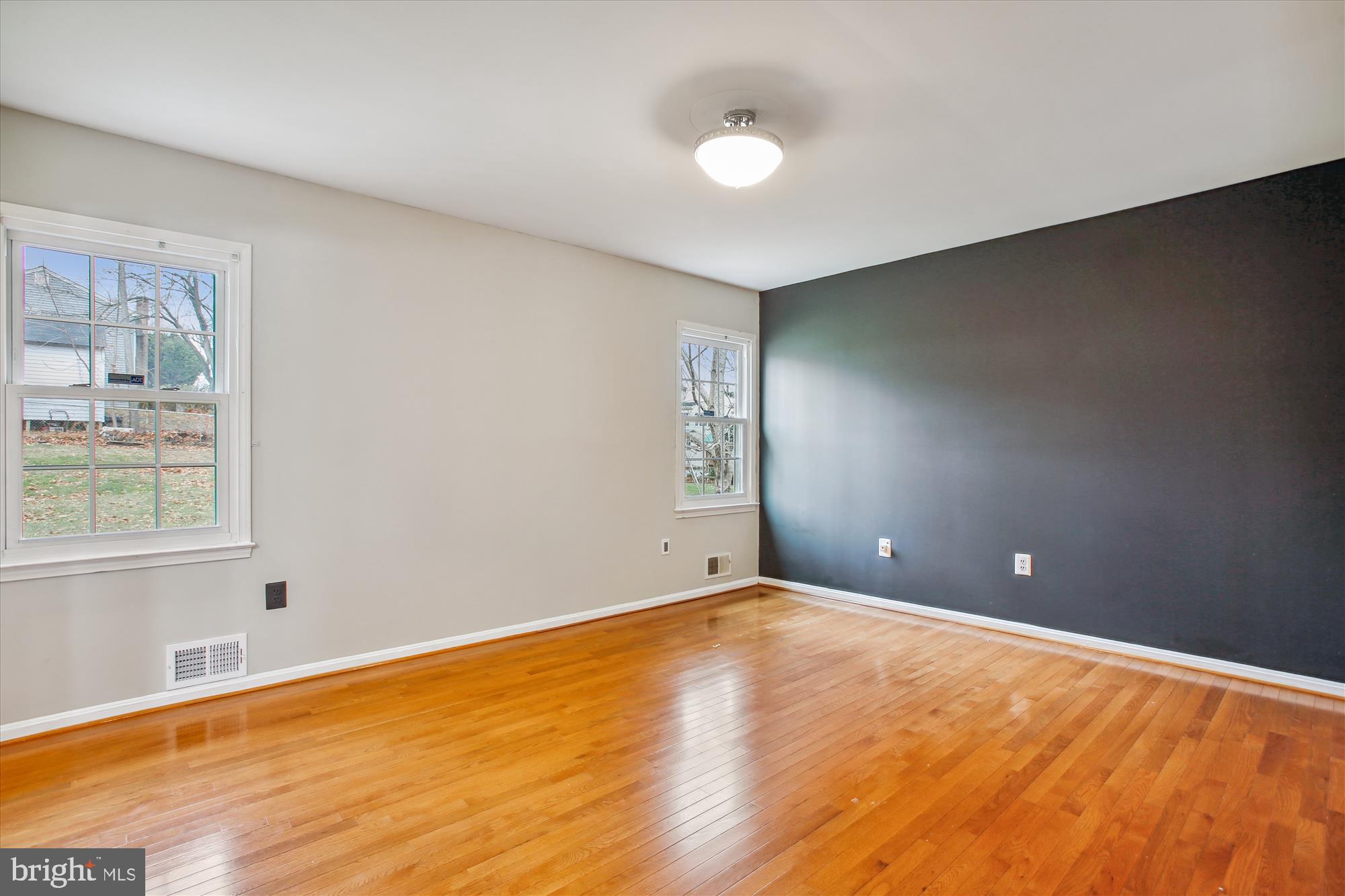 CANTERBURY WOODS - Residential Lease